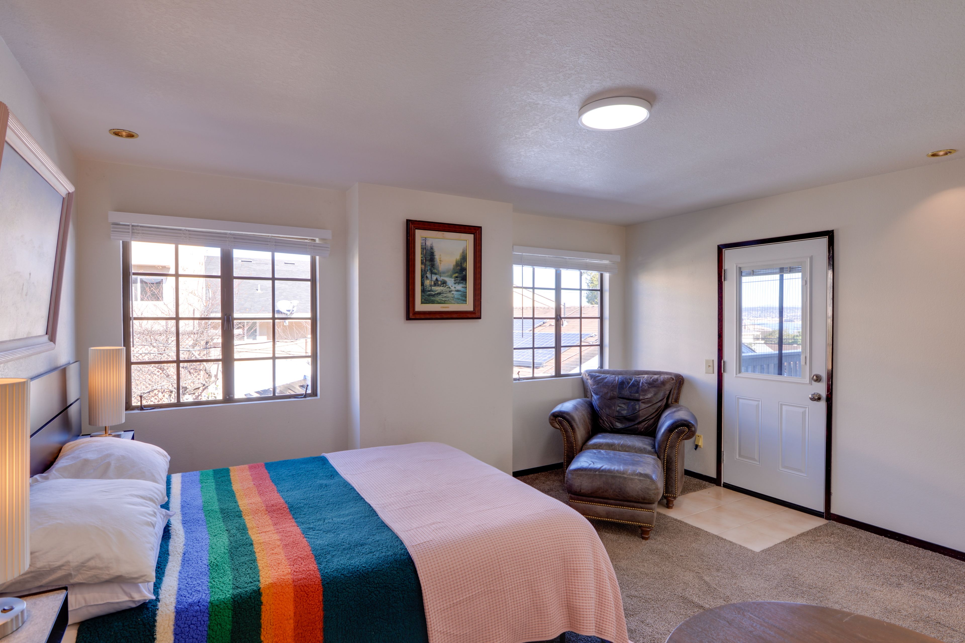 Bedroom 1 | Queen Bed | En-Suite Bathroom