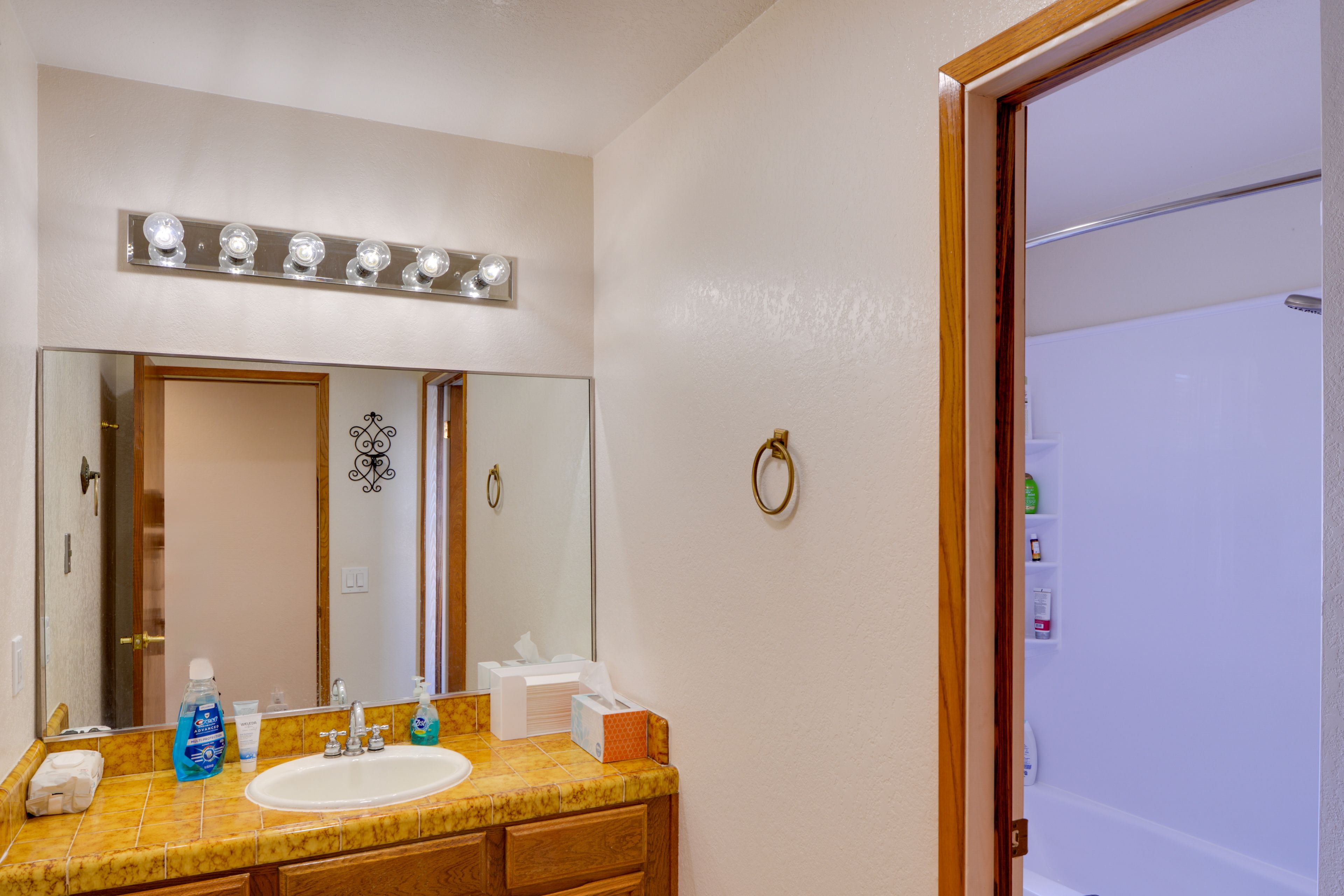 Full Bathroom | Hair Dryer