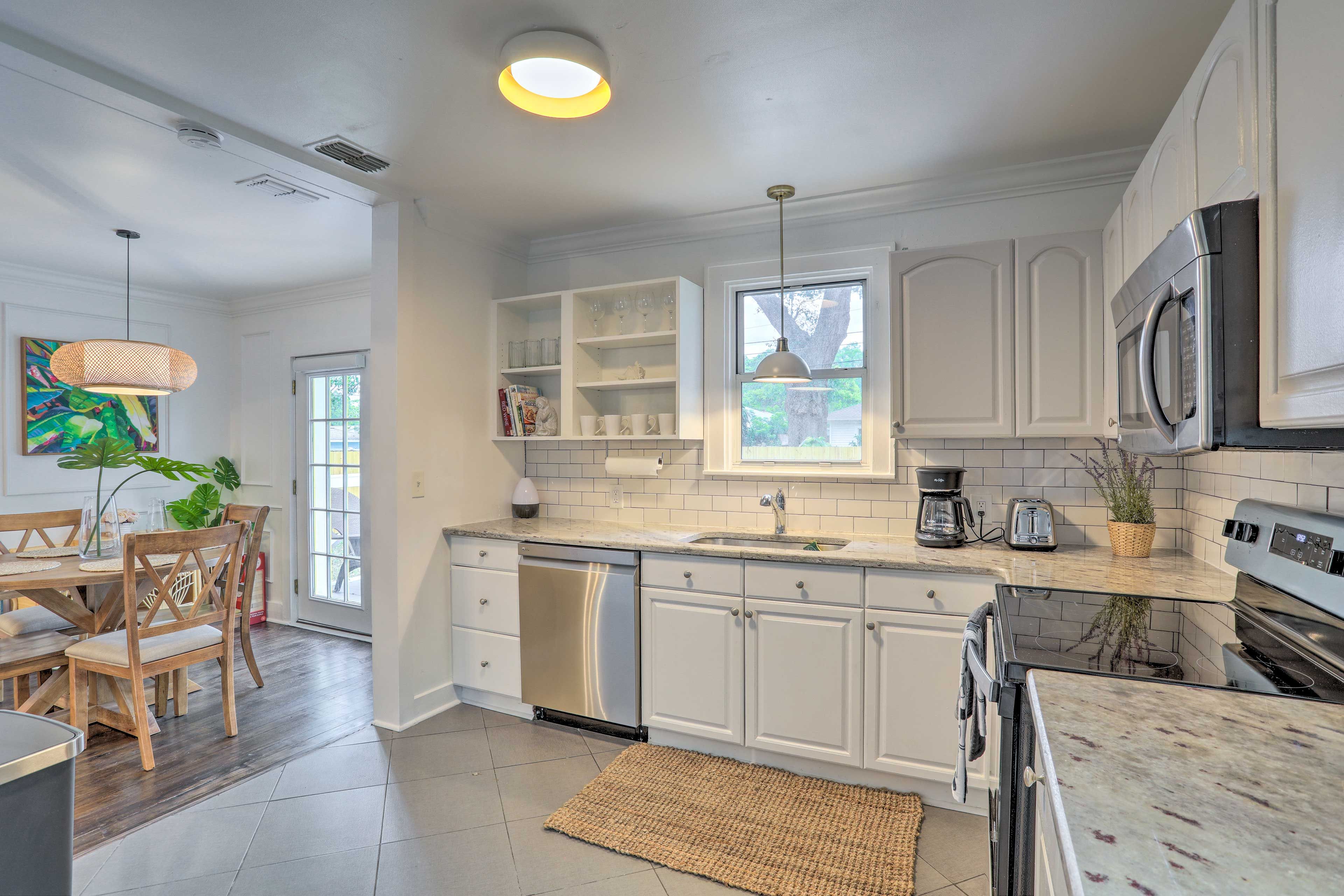 Kitchen | Pots & Pans