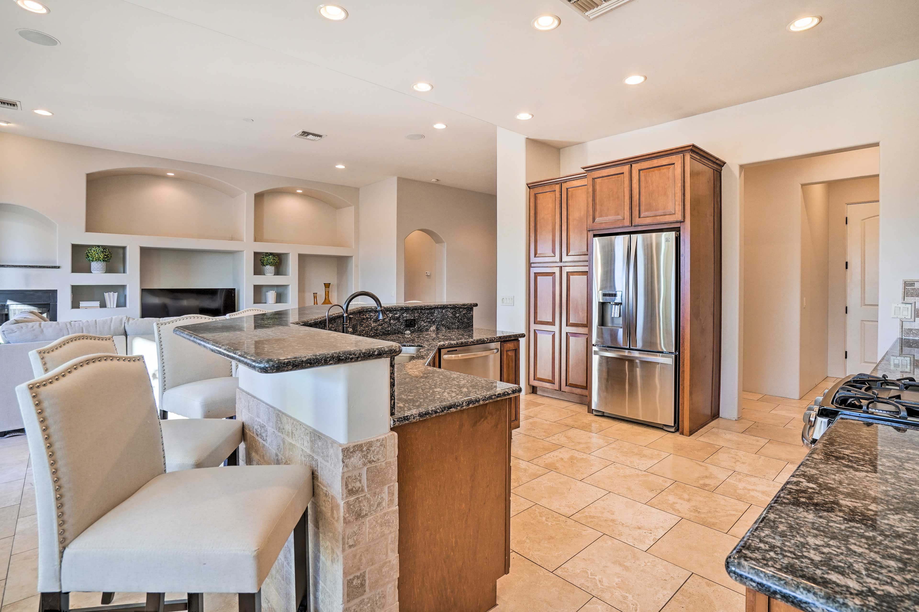 Fully Equipped Kitchen | Pots & Pans