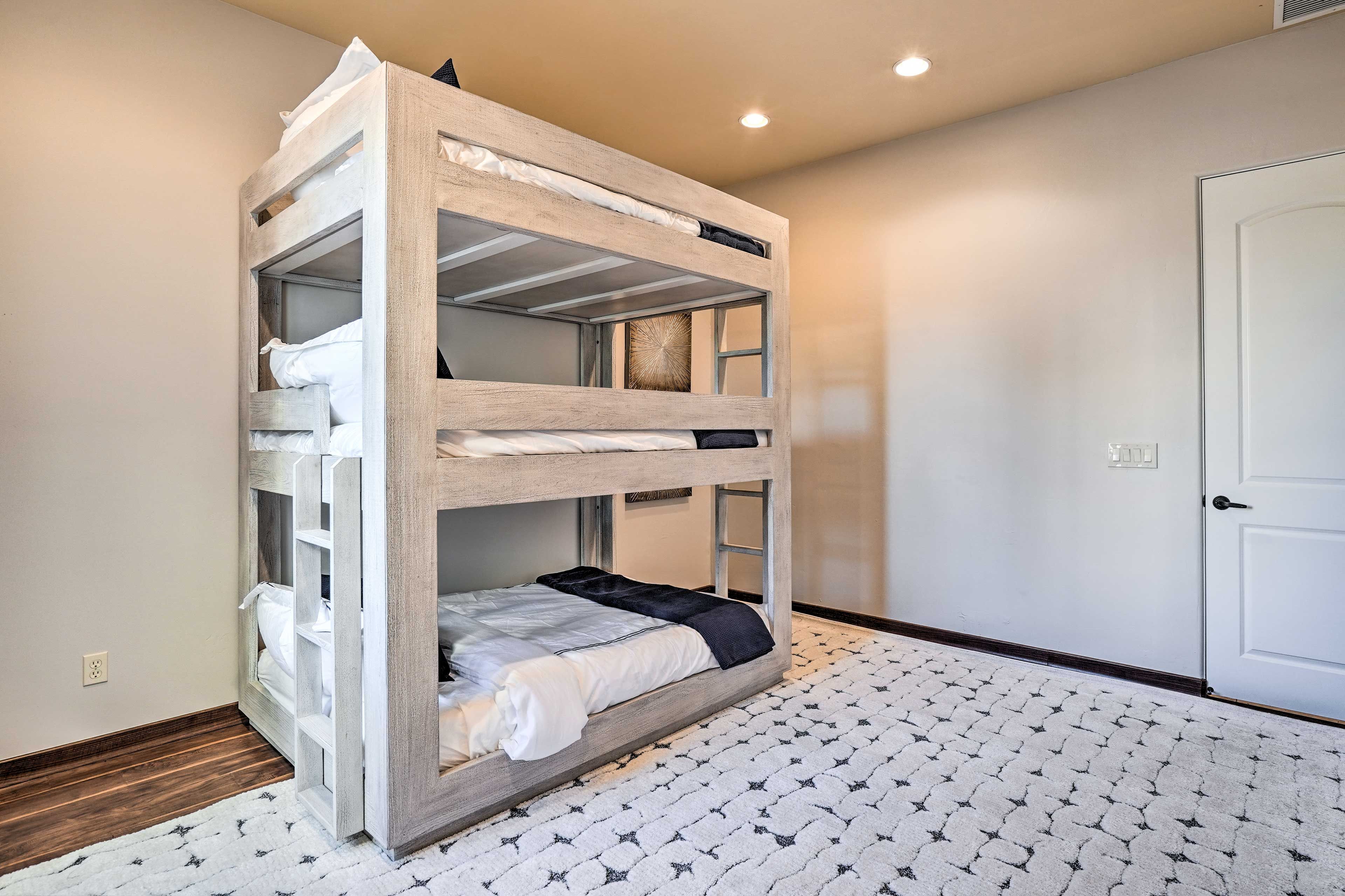 Bedroom 4 | Booster Seat