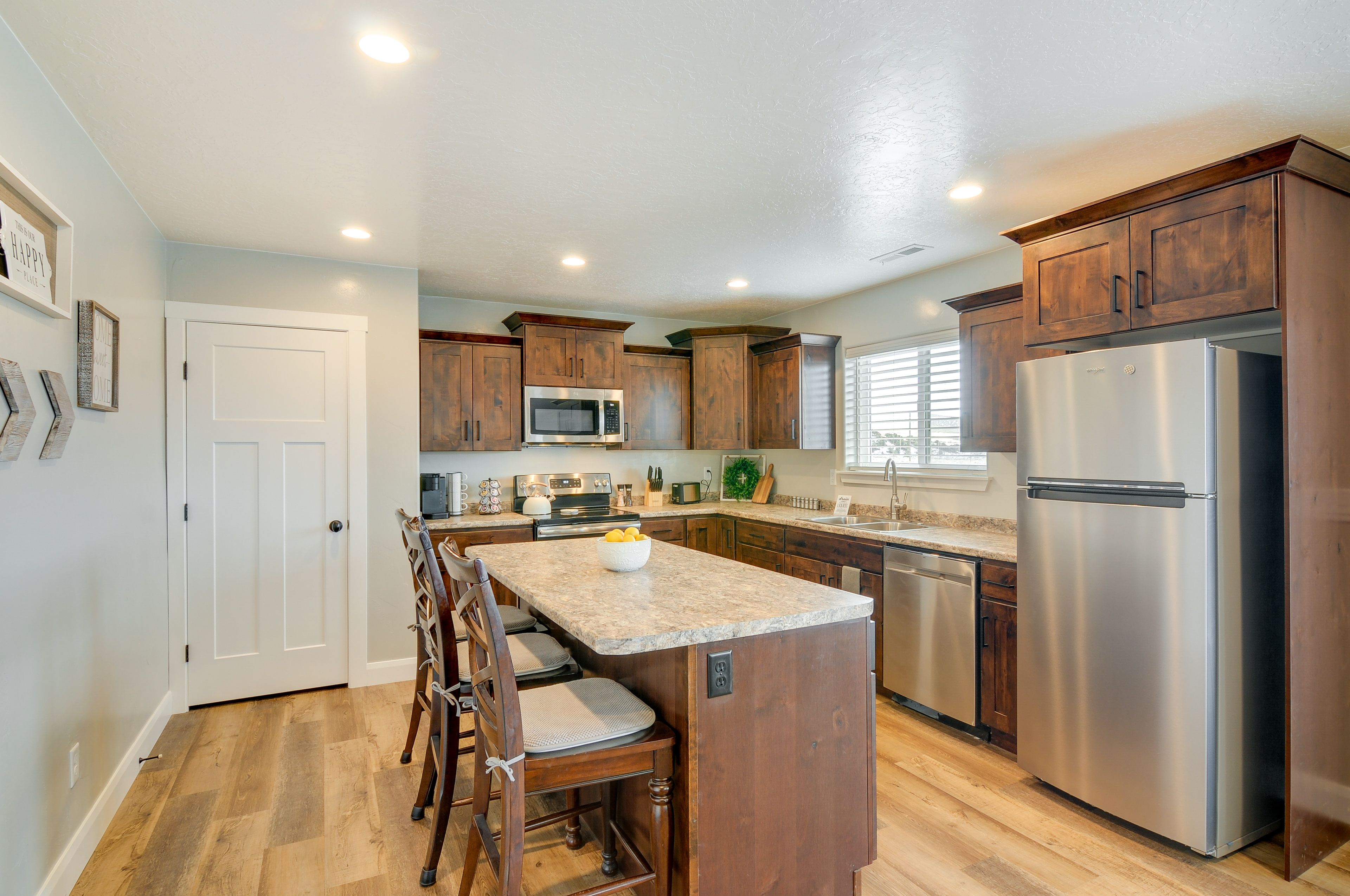 Kitchen | Cooking Basics | Garbage Disposal | Blender | Toaster | Crockpot