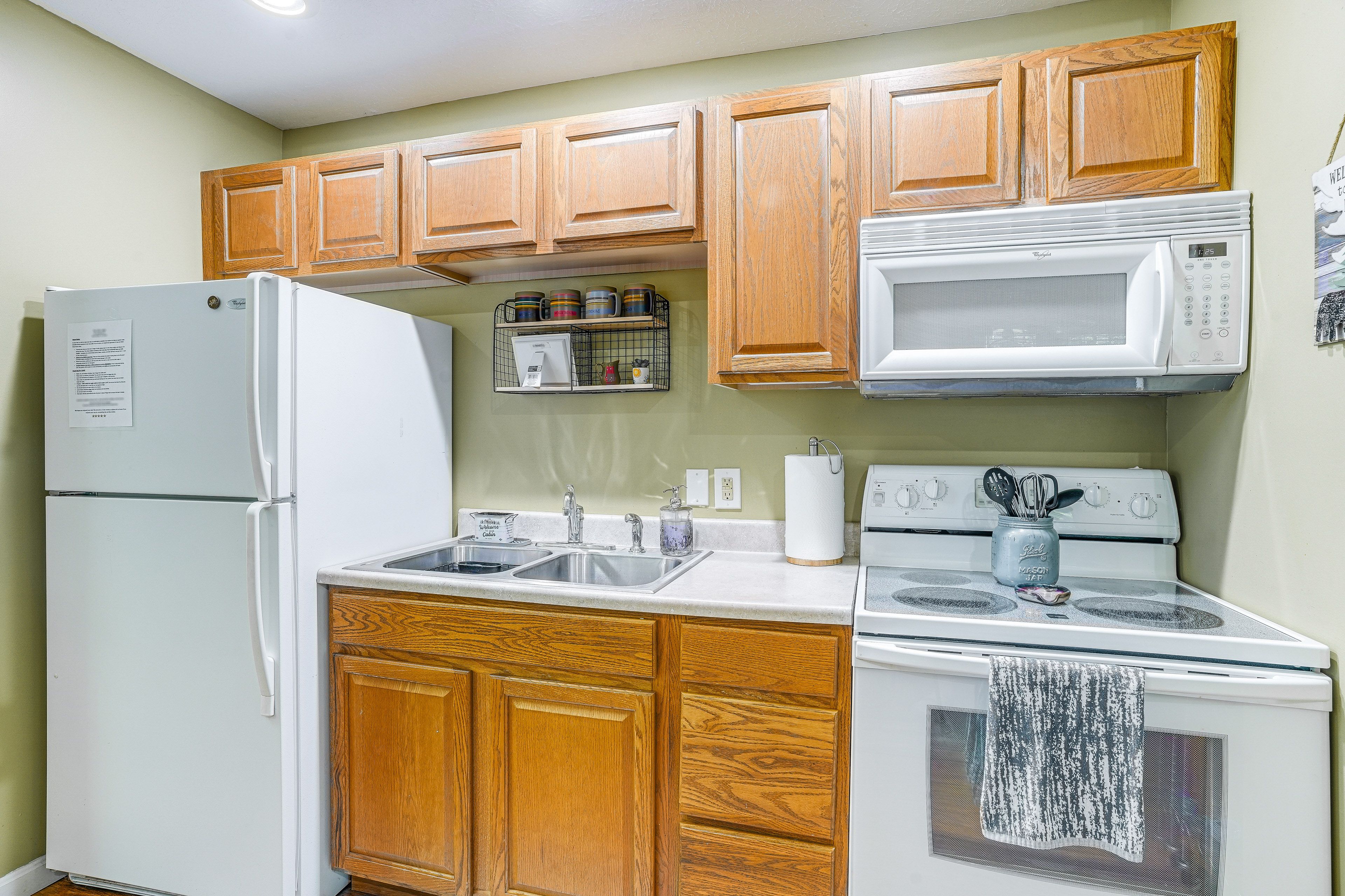 Kitchen | Cooking Basics | Pet Bowls