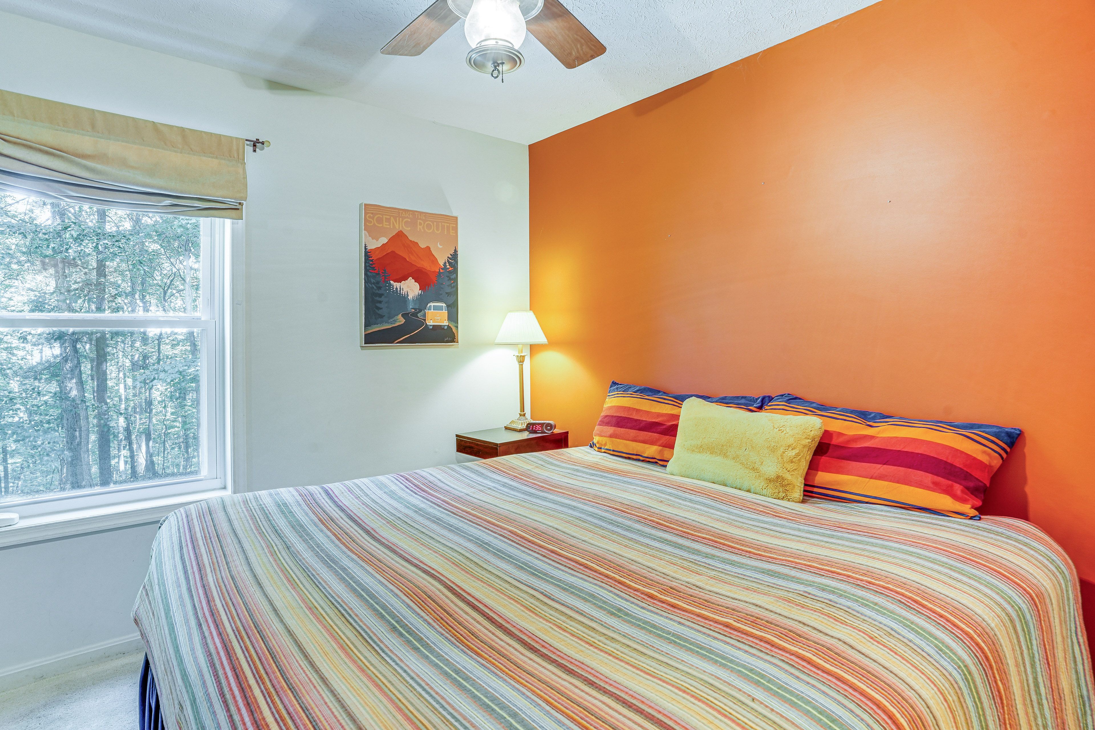Bedroom 1 | King Bed | Linens Provided | En-Suite Bathroom
