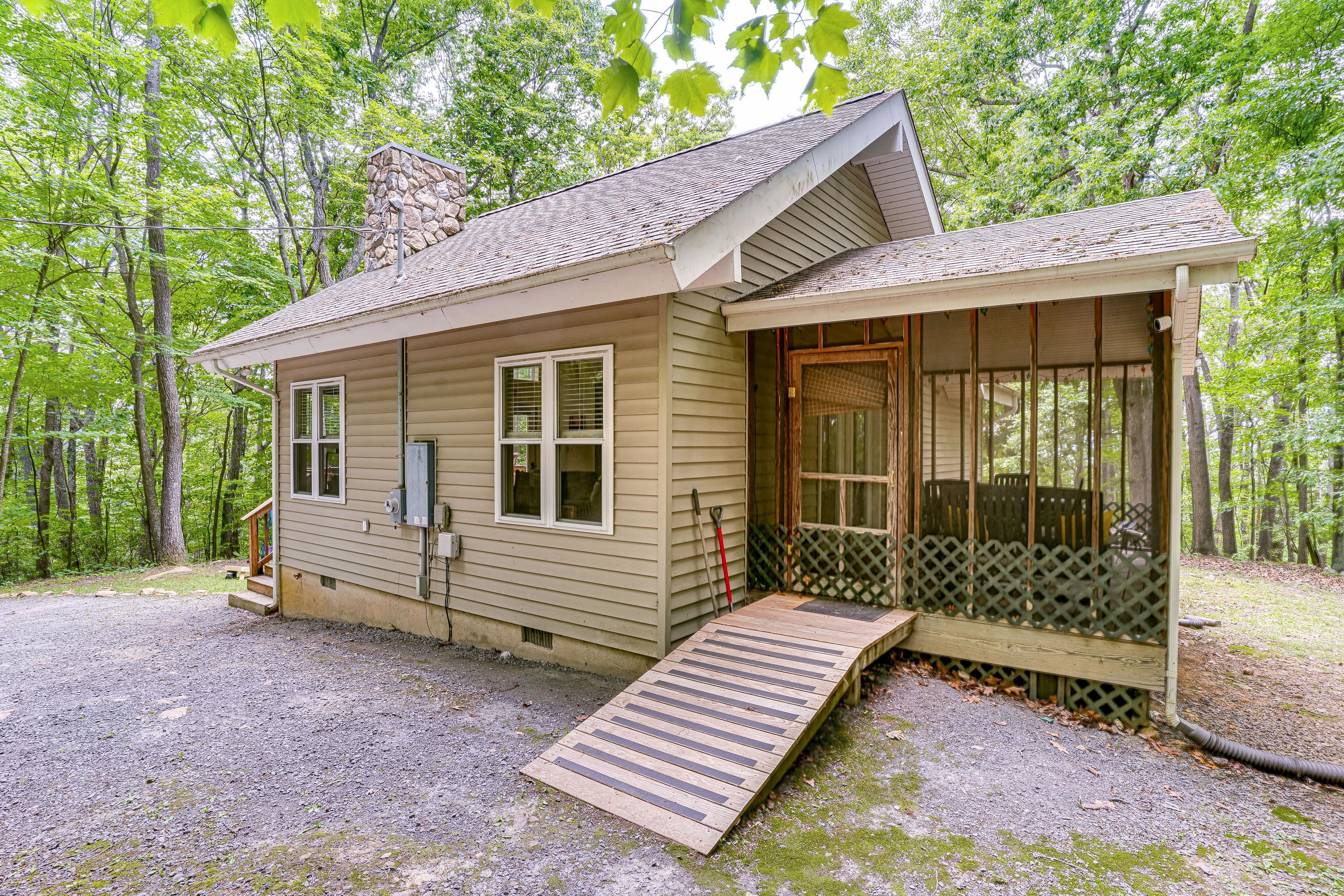 Exterior | Ramp Access
