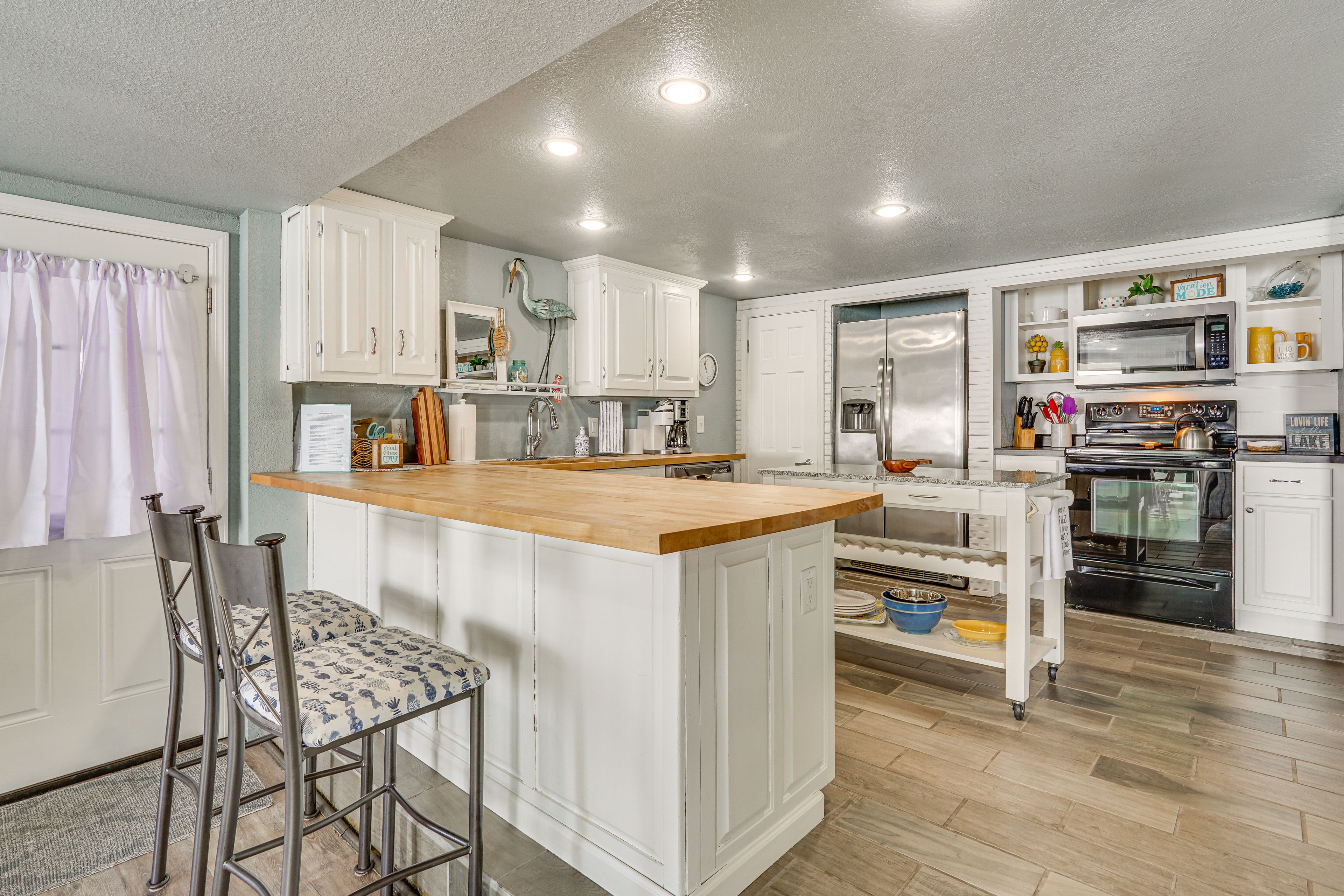 Kitchen | Fully Equipped | 1st Floor