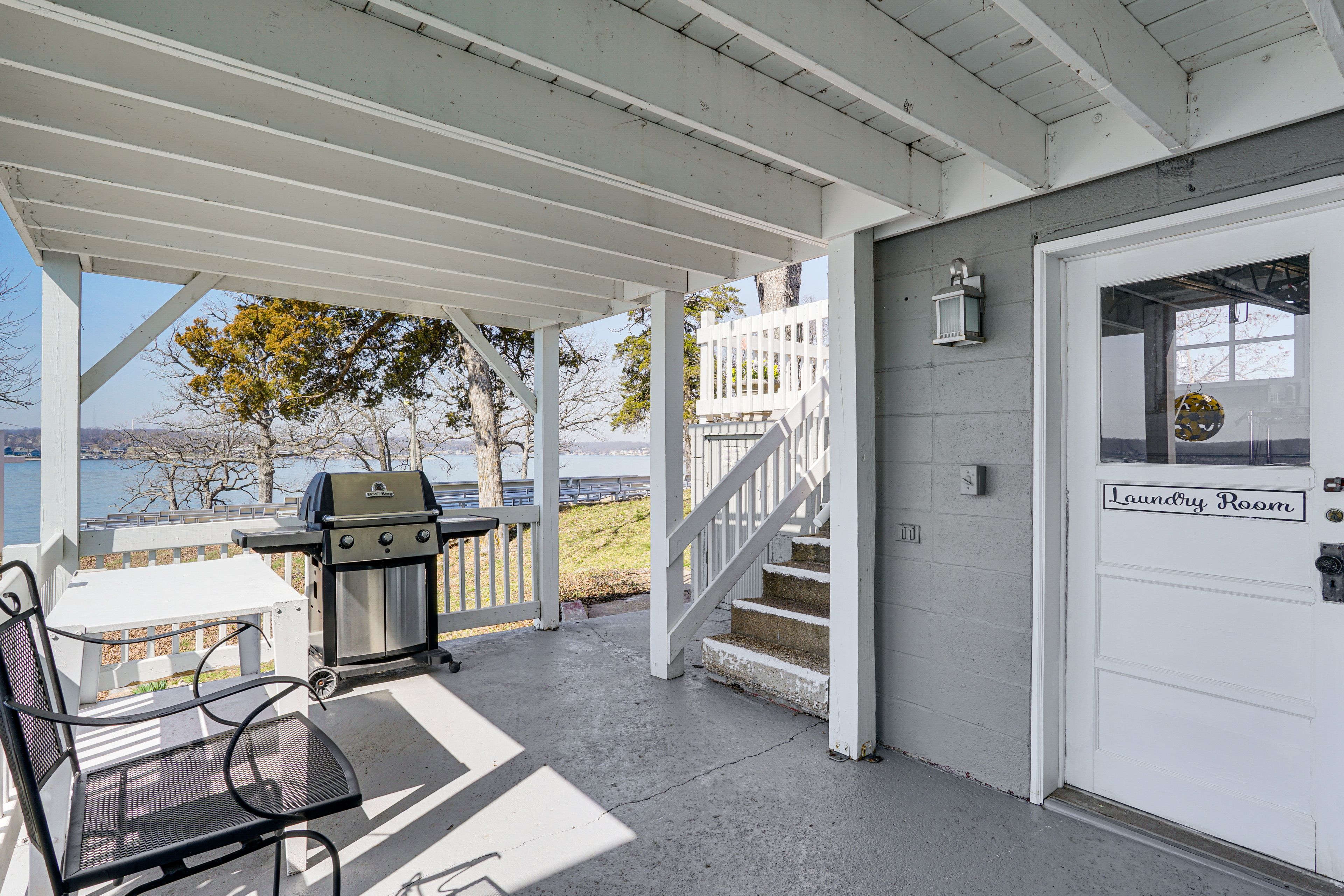 Lower Deck | Gas Grill