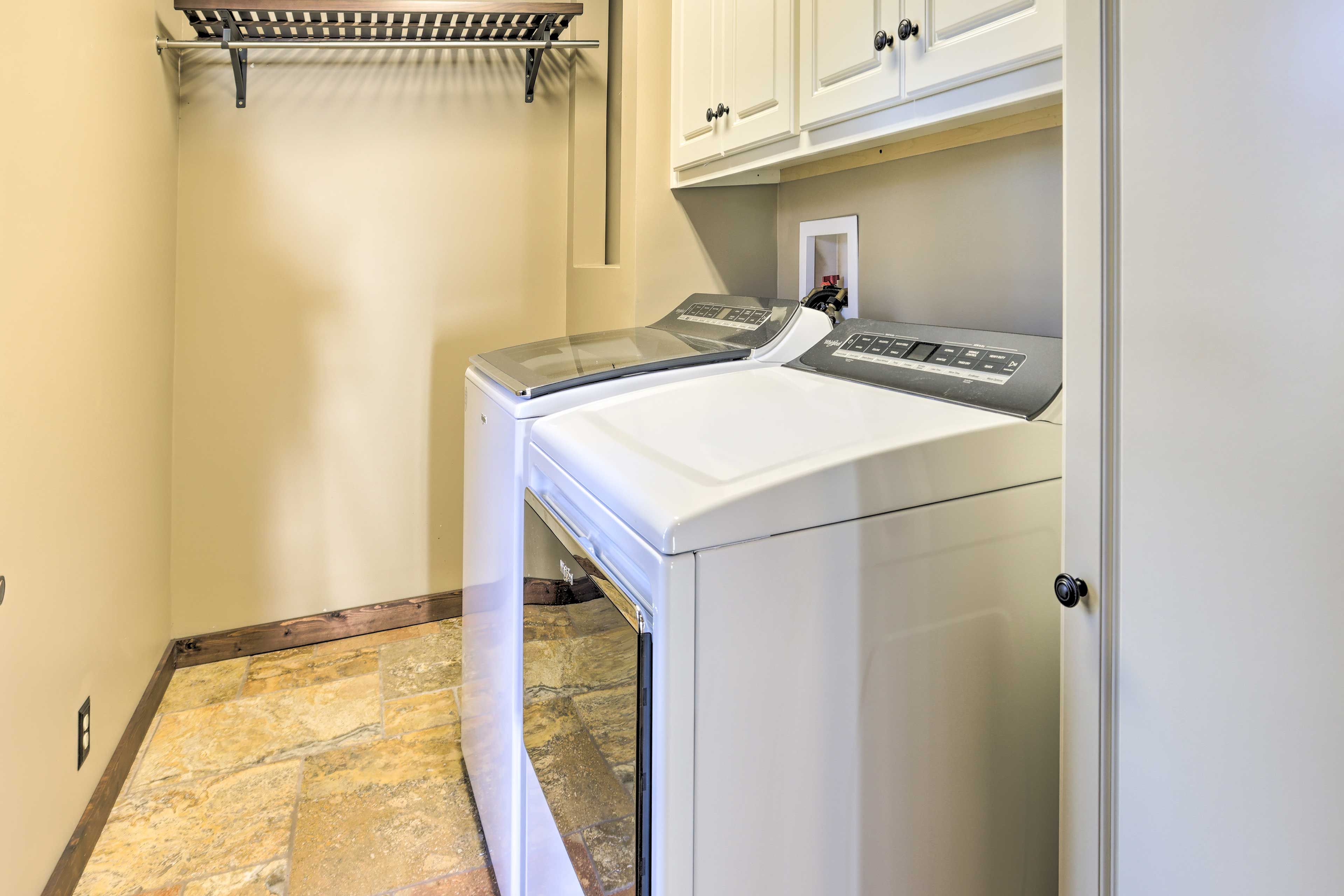 Laundry Room | Washer/Dryer | Detergent Provided