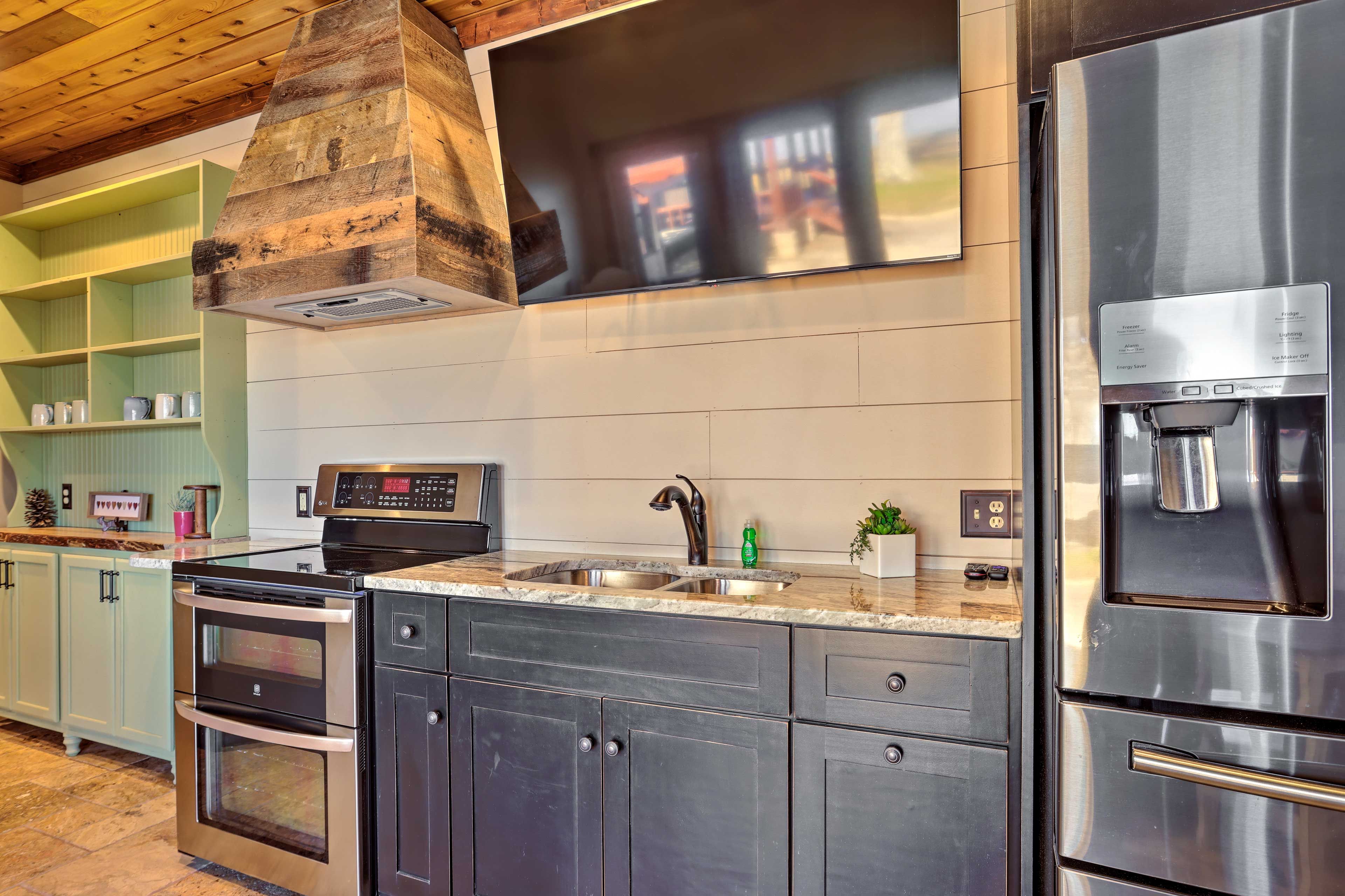 Second Kitchen | Well-Equipped