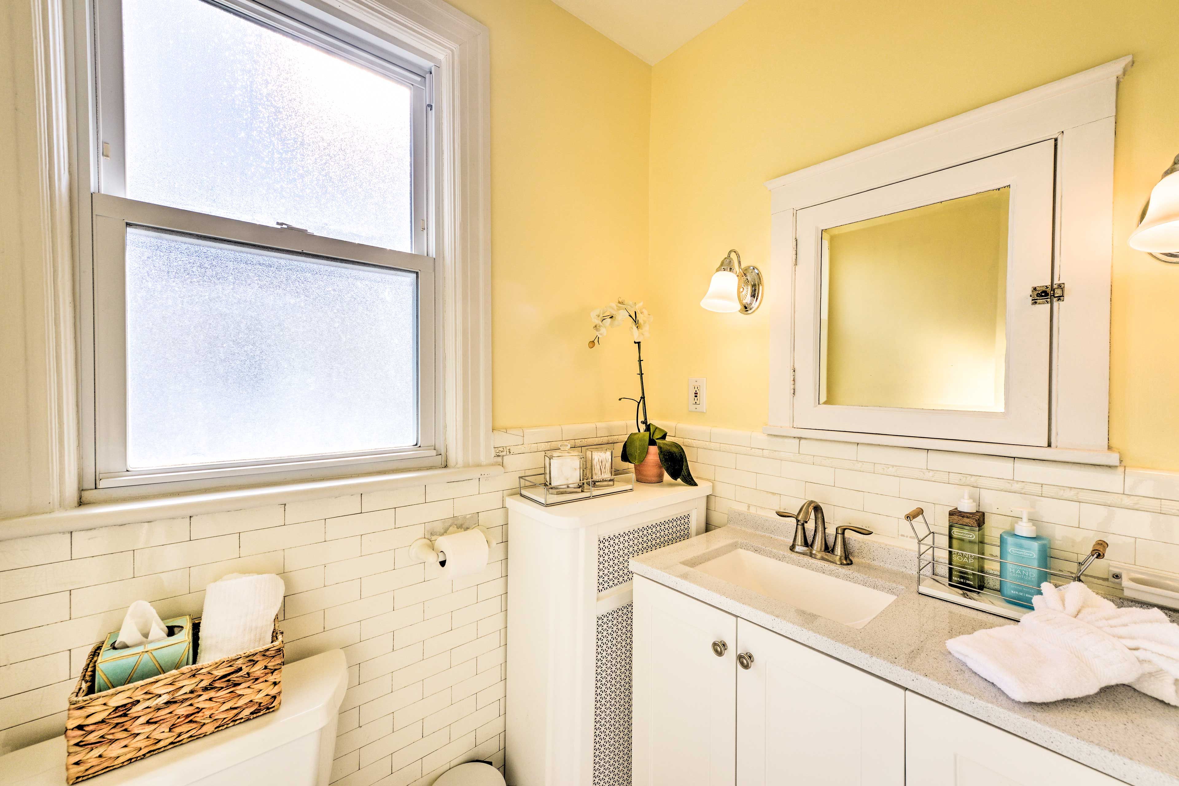 Full Bathroom