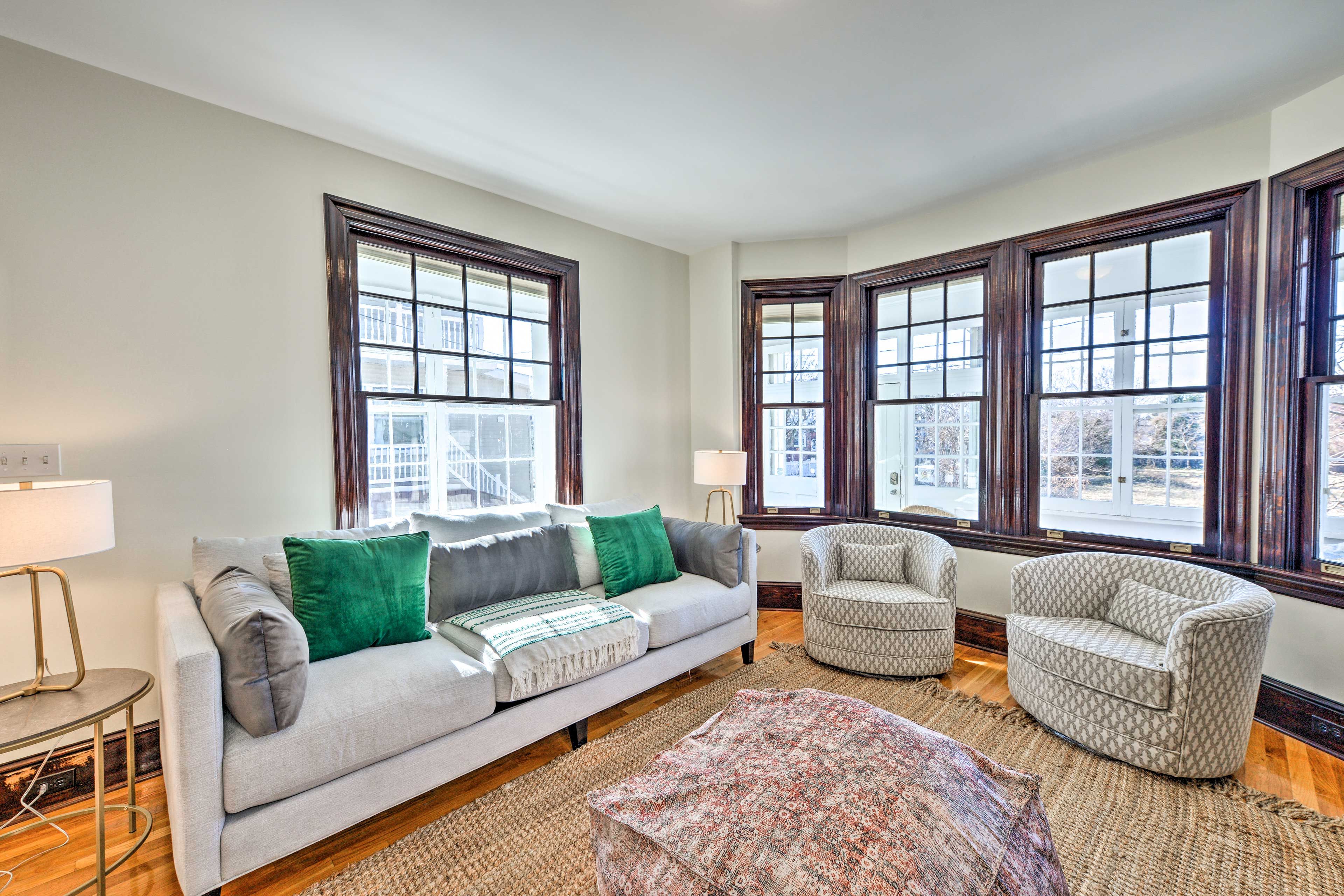 Living Area | Central Air Conditioning/Heating