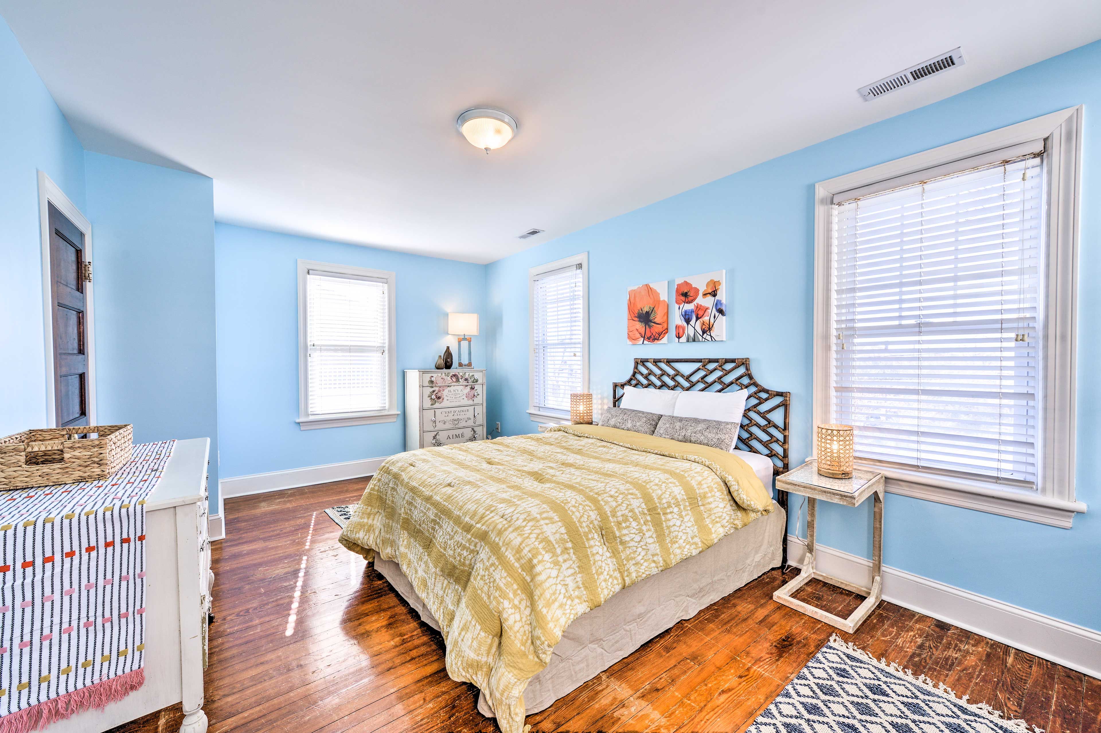 Bedroom 2 | Queen Bed | 2nd Floor