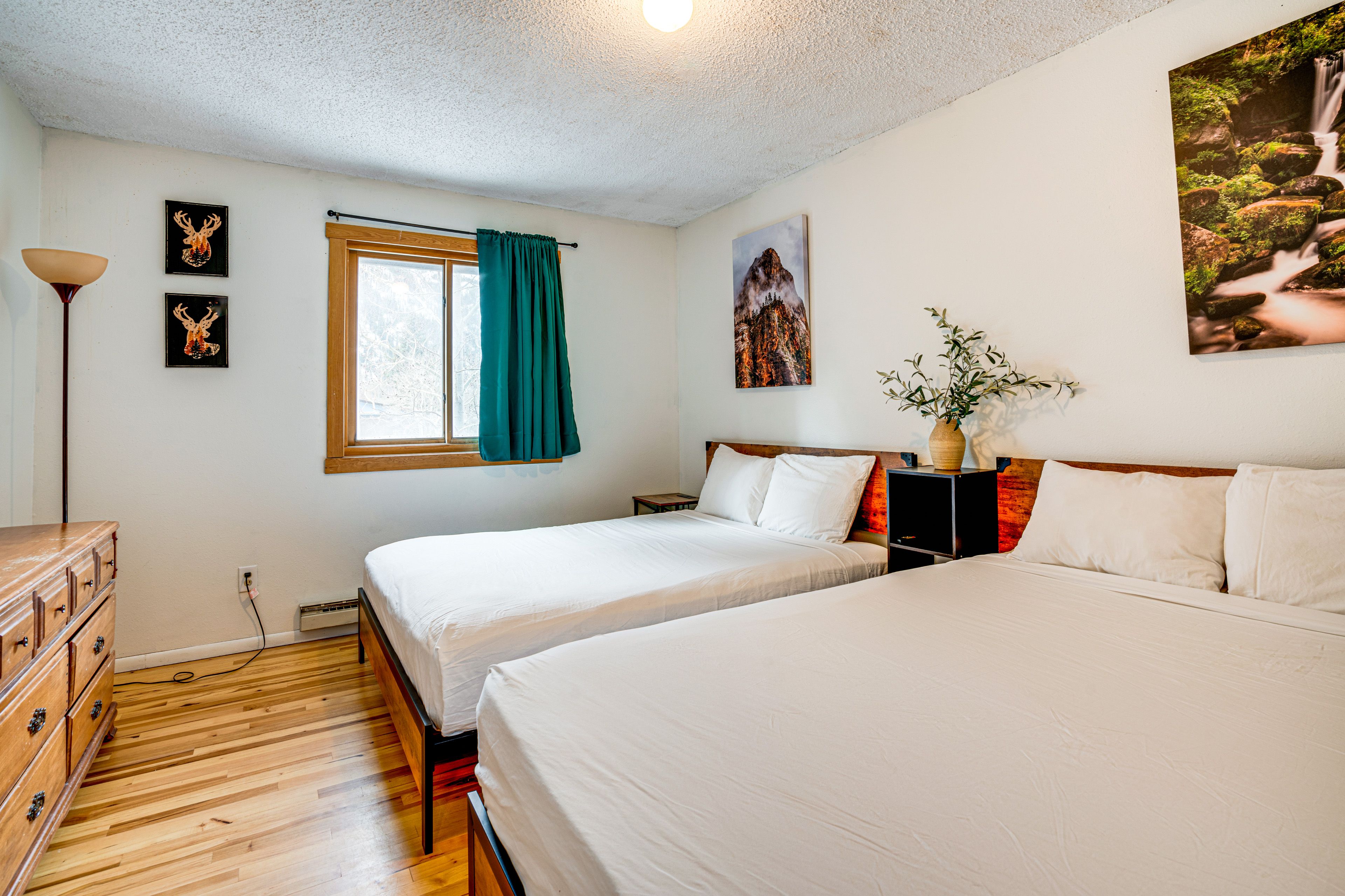 Bedroom 2 | 2 Queen Beds