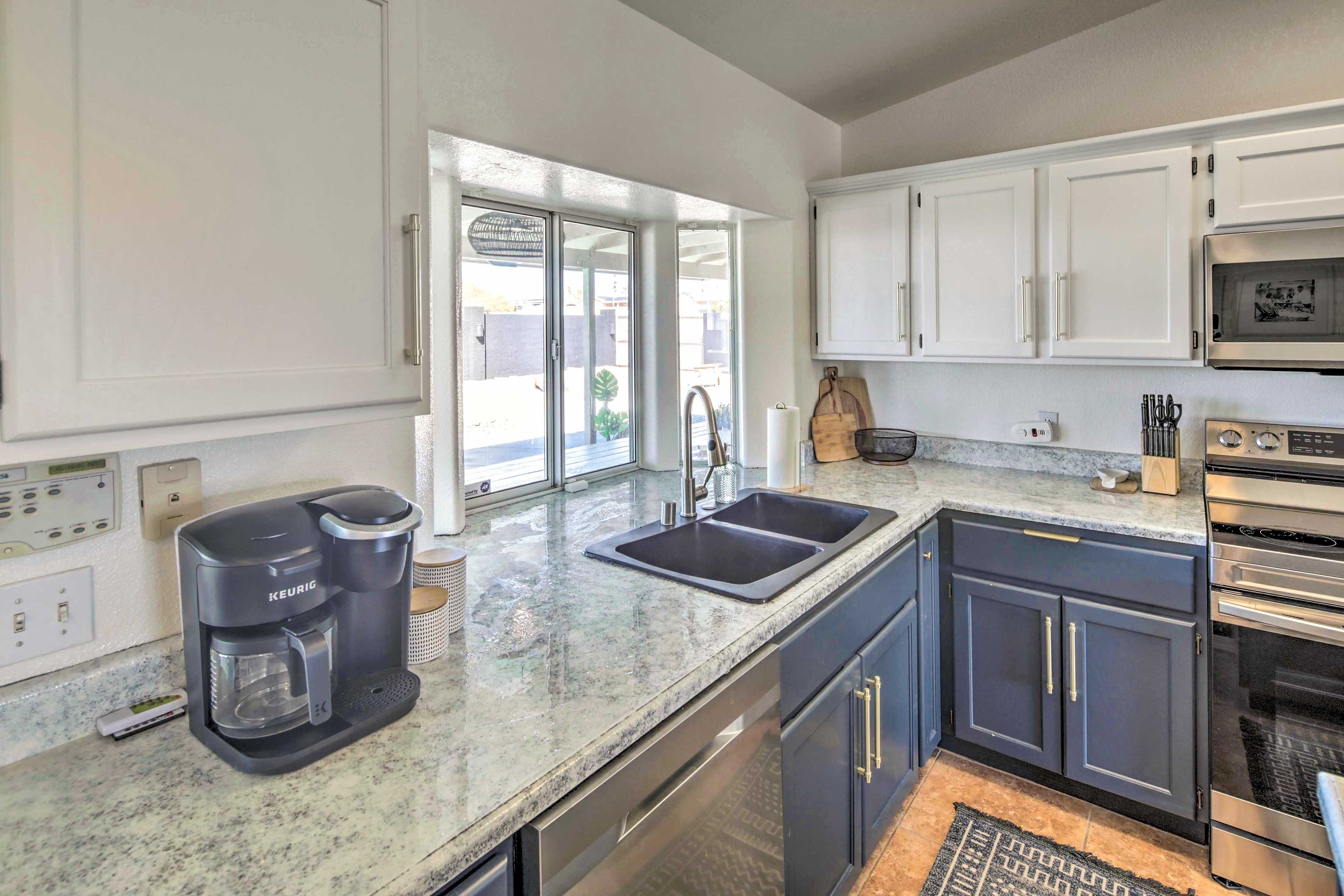 Kitchen | Keurig/Drip Coffee Maker