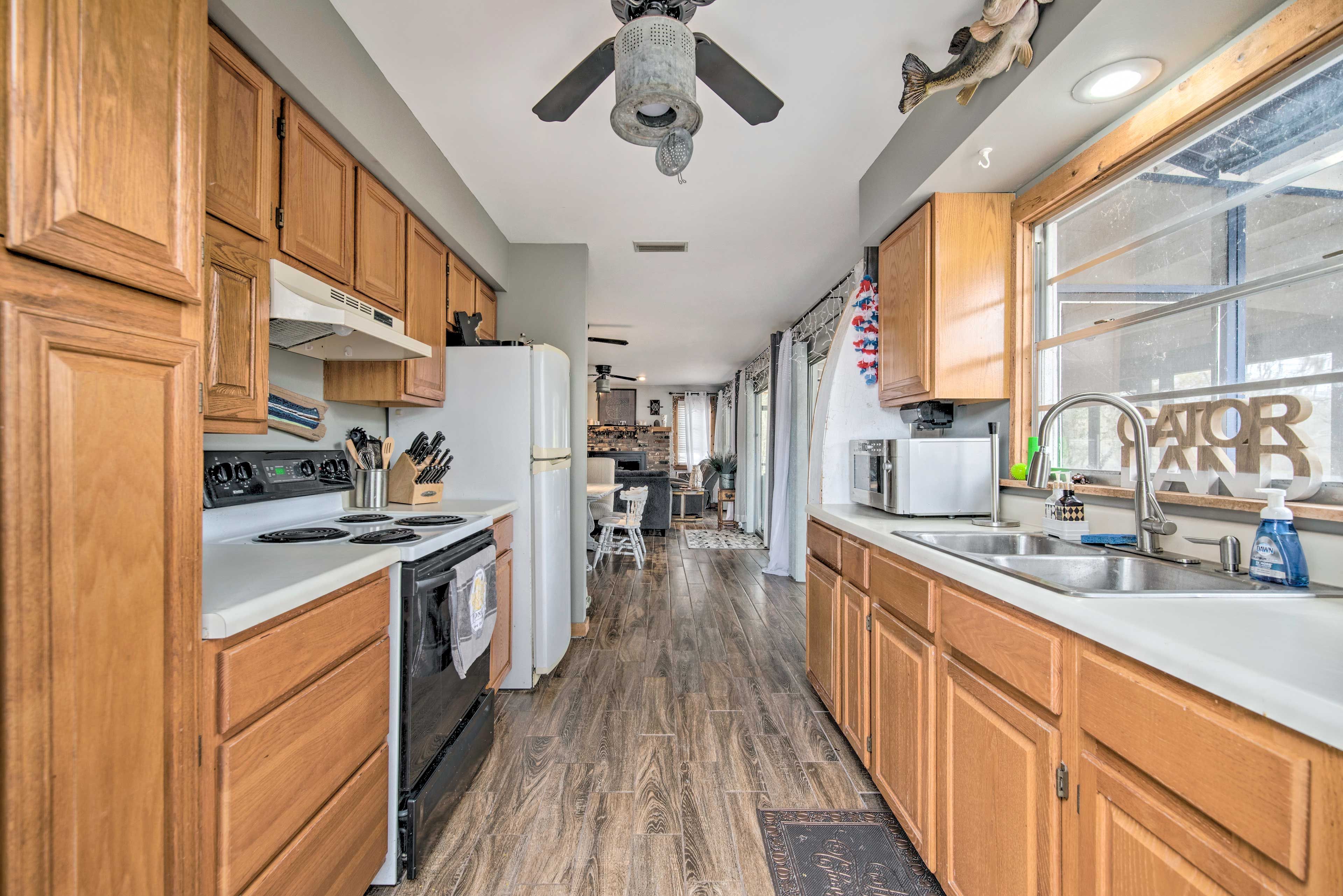 Kitchen | Well-Equipped | Cooking Basics