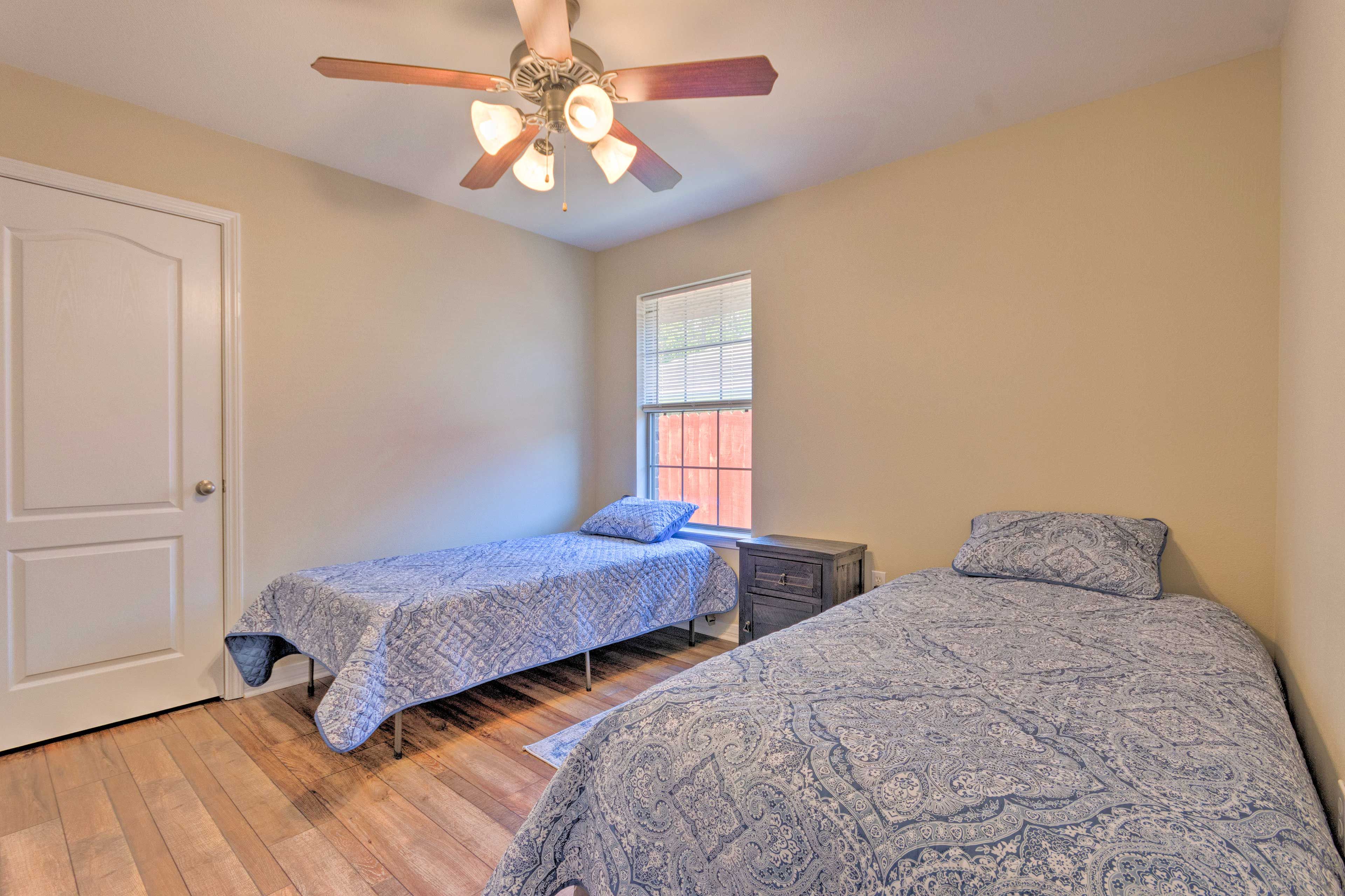 Bedroom 4 | 2 Twin Beds
