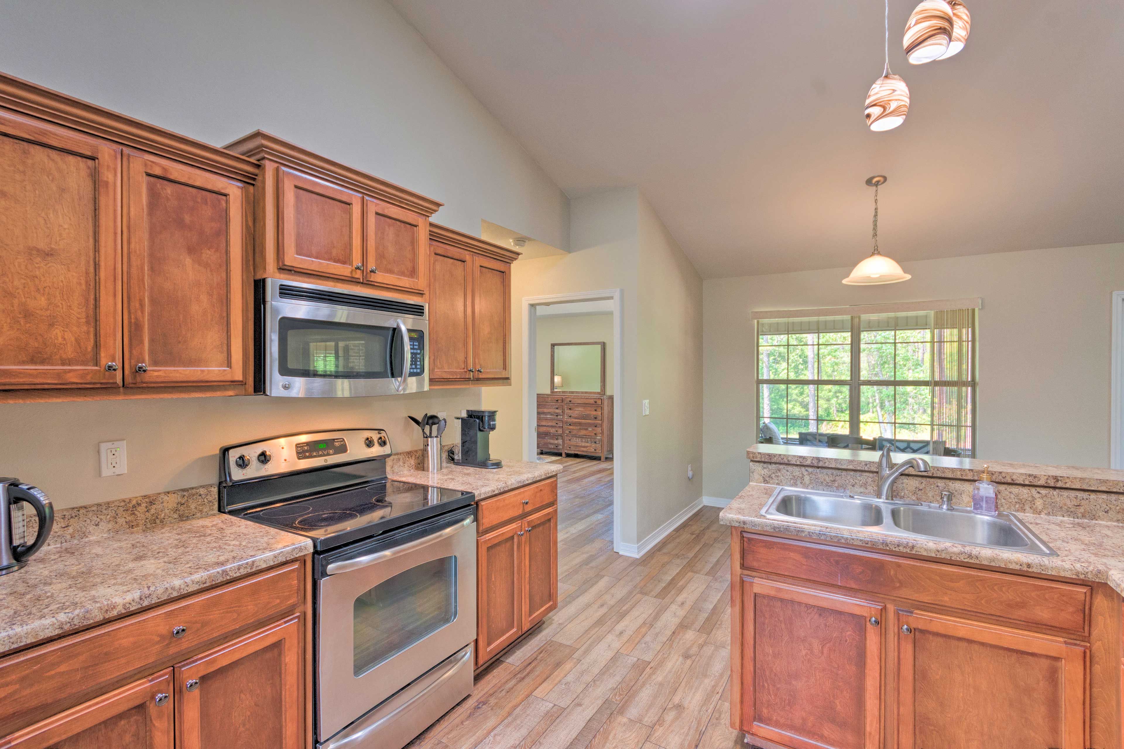 Kitchen | Keurig Coffee Maker