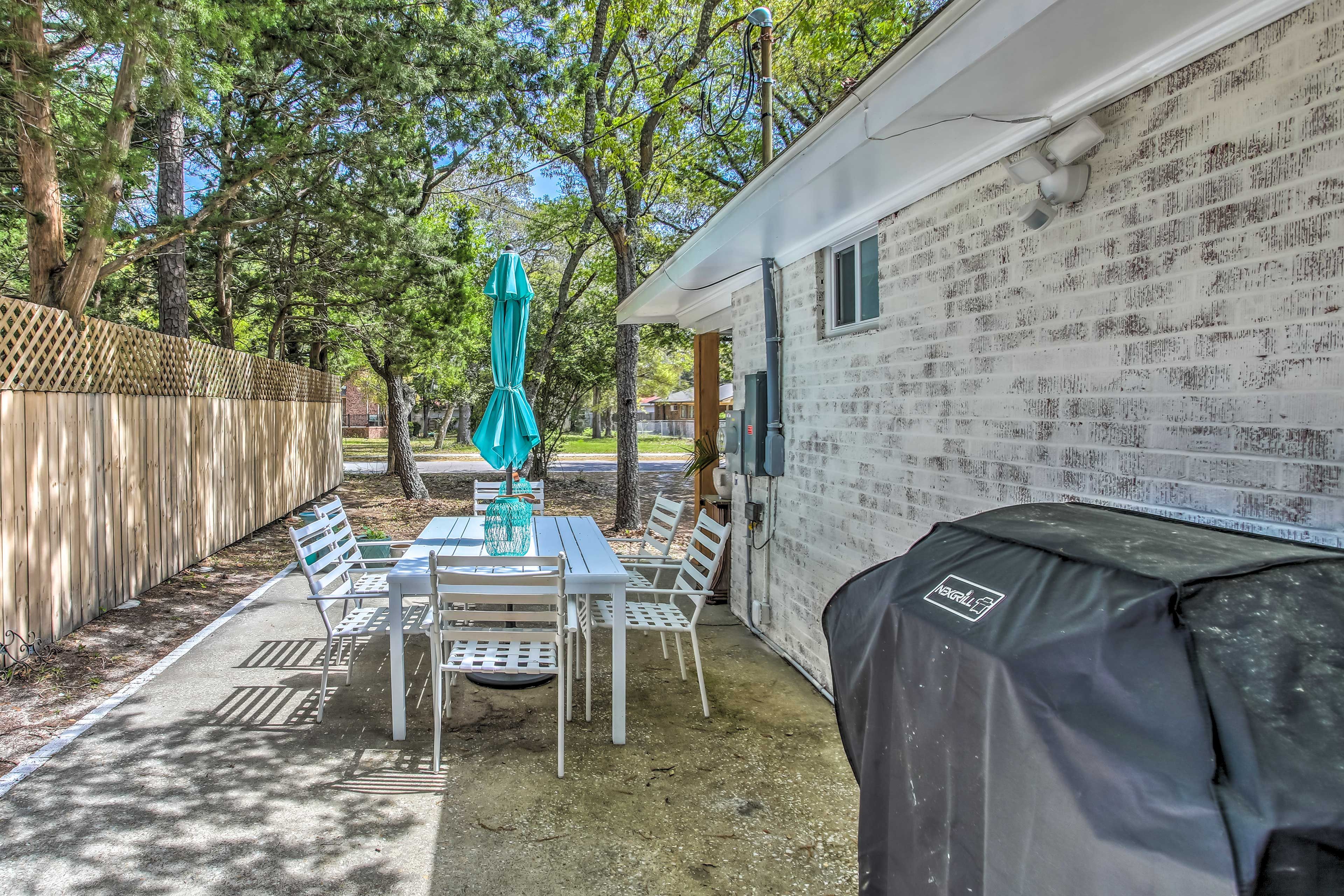 Outdoor Dining Area