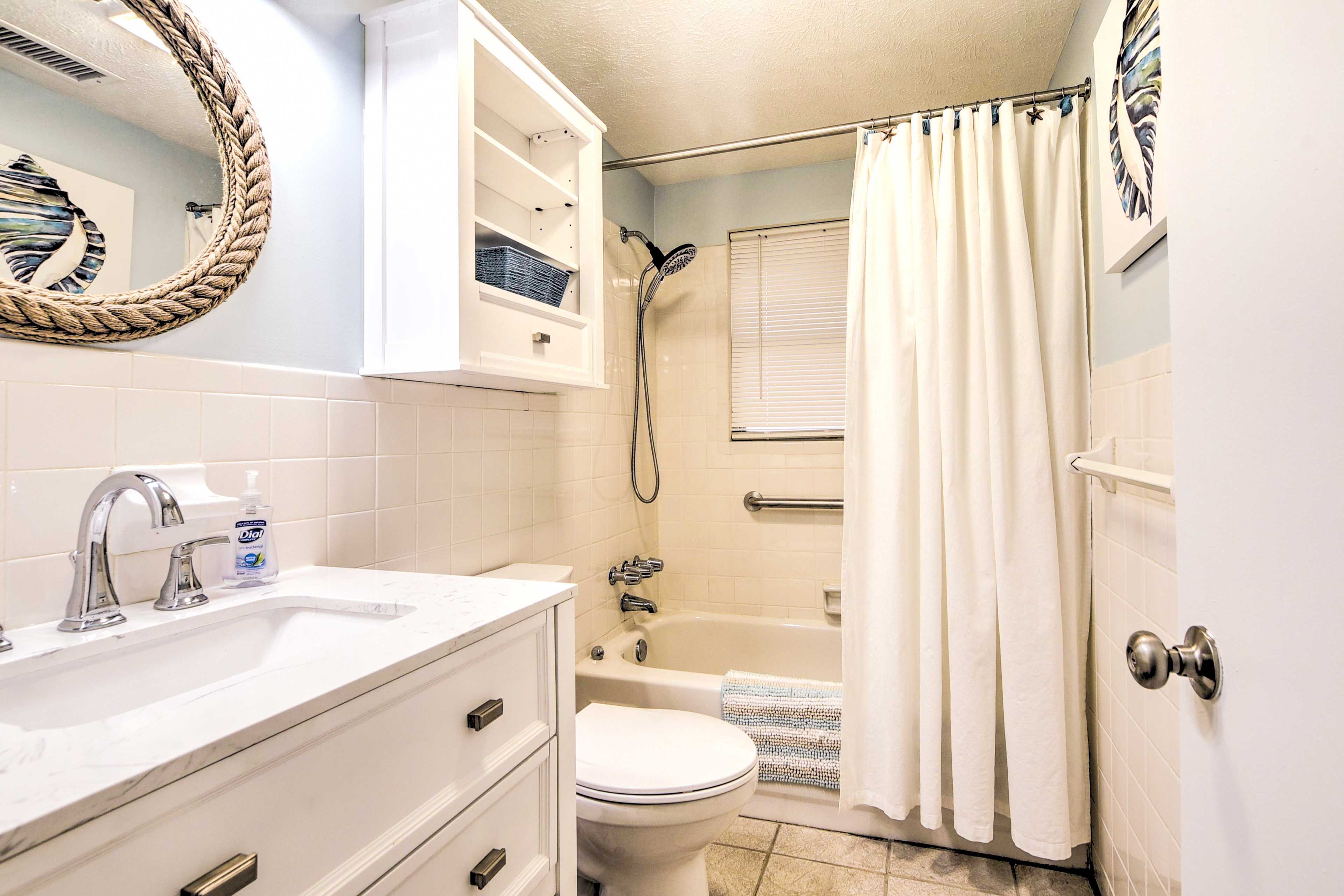 Full Bathroom