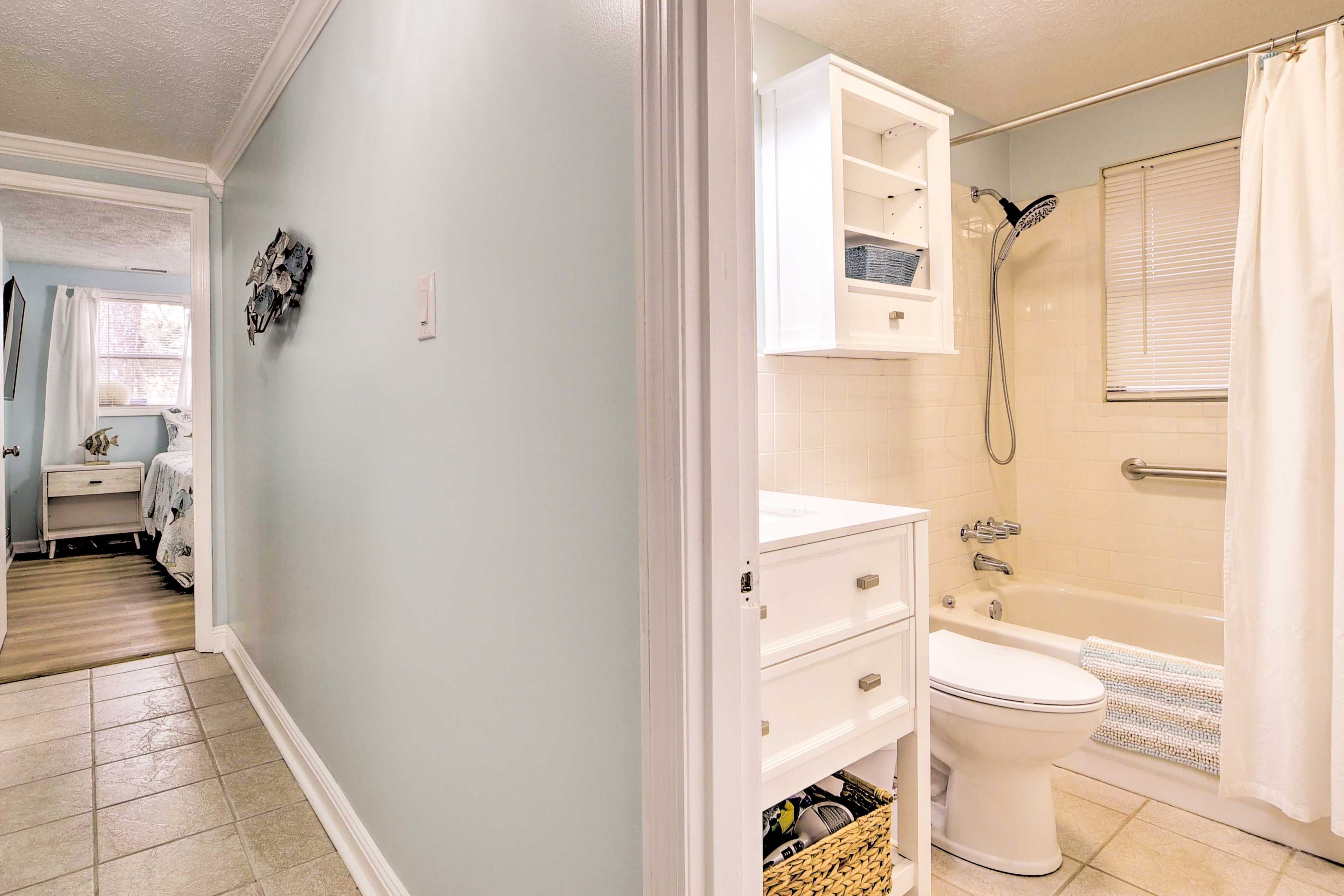 Full Bathroom