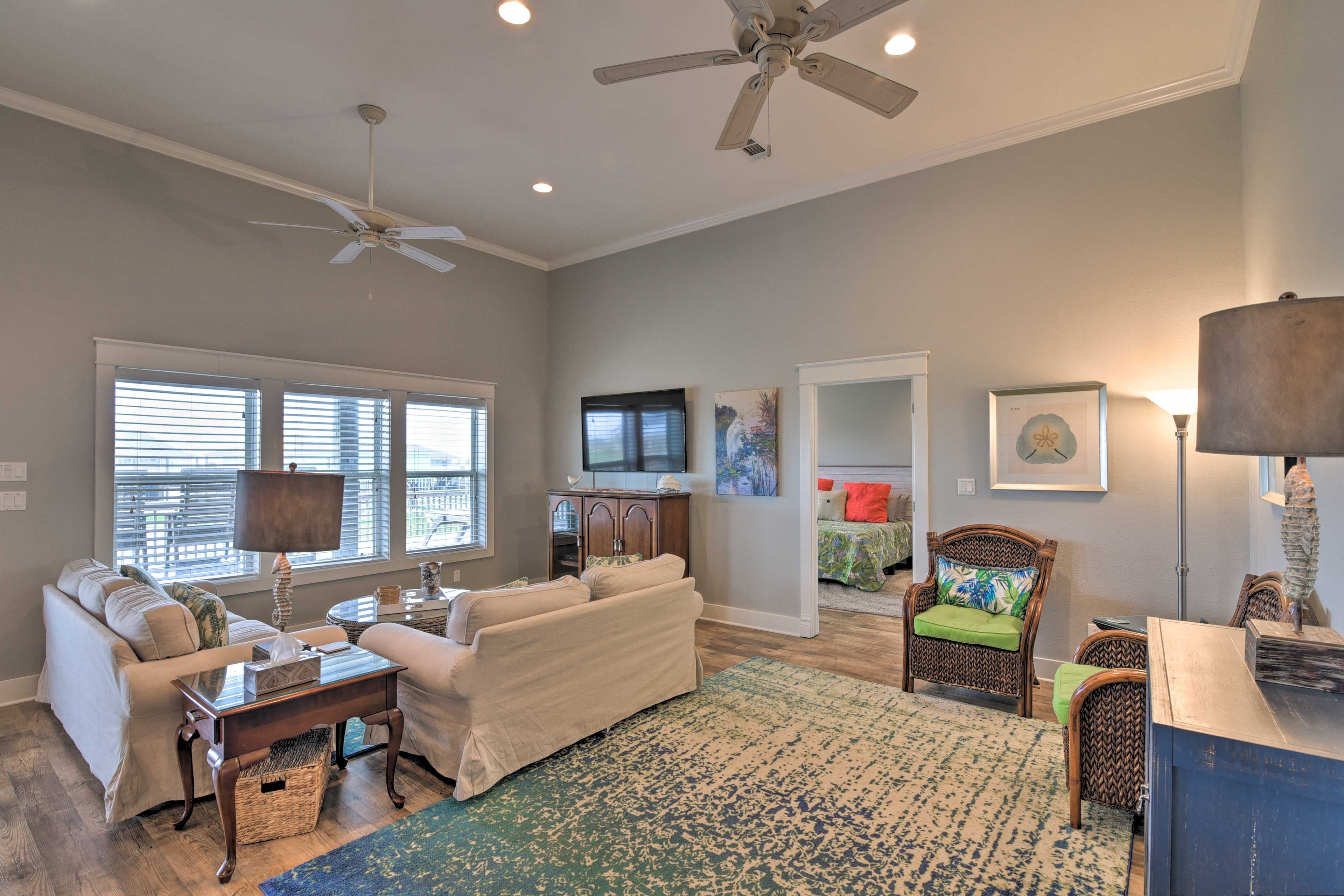 Living Room | Pack 'n Play