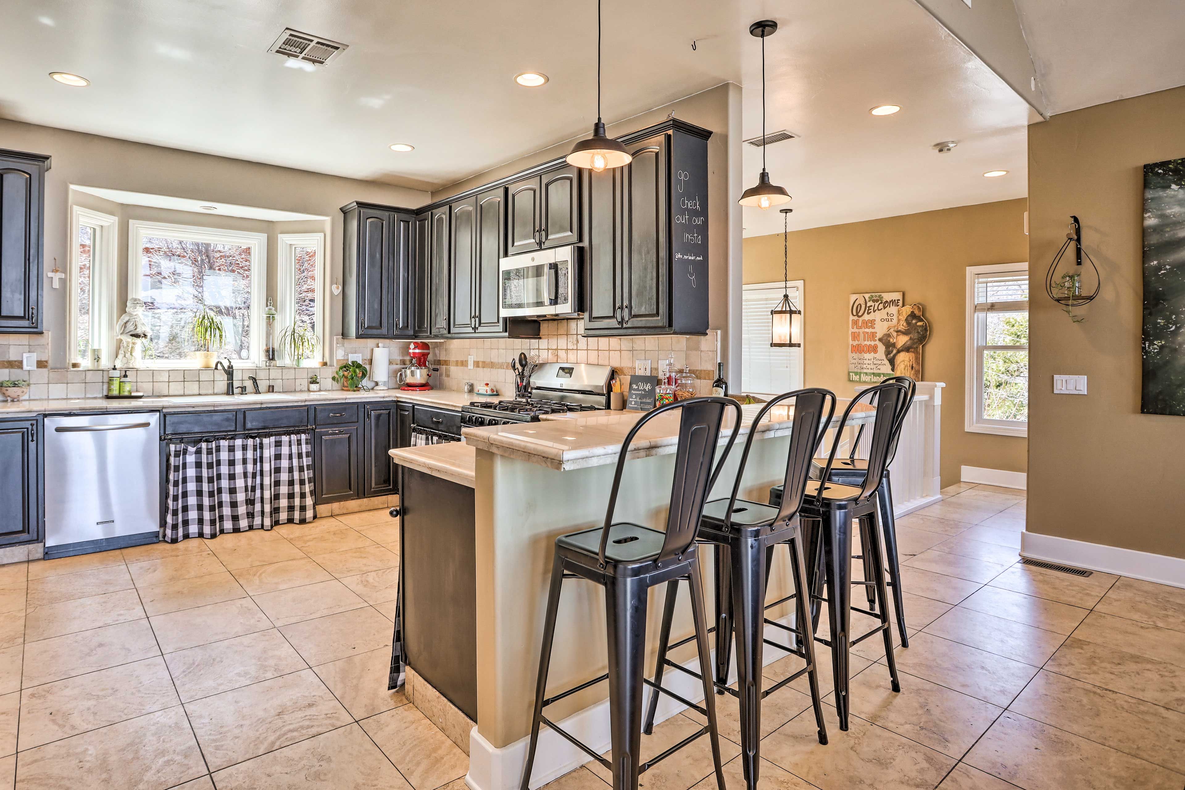 Kitchen | Fully Equipped