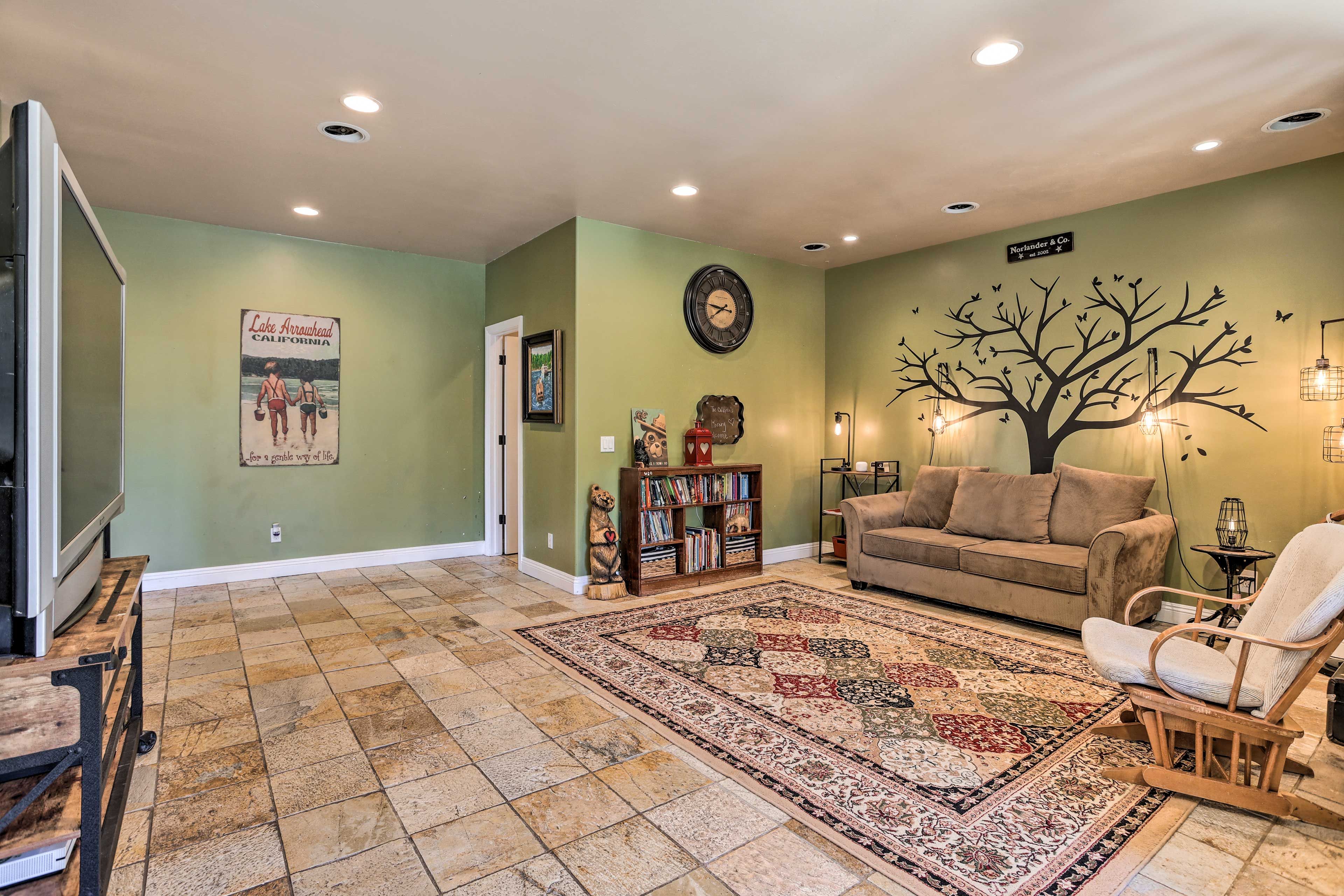Downstairs Living Room | Sleeper Sofa