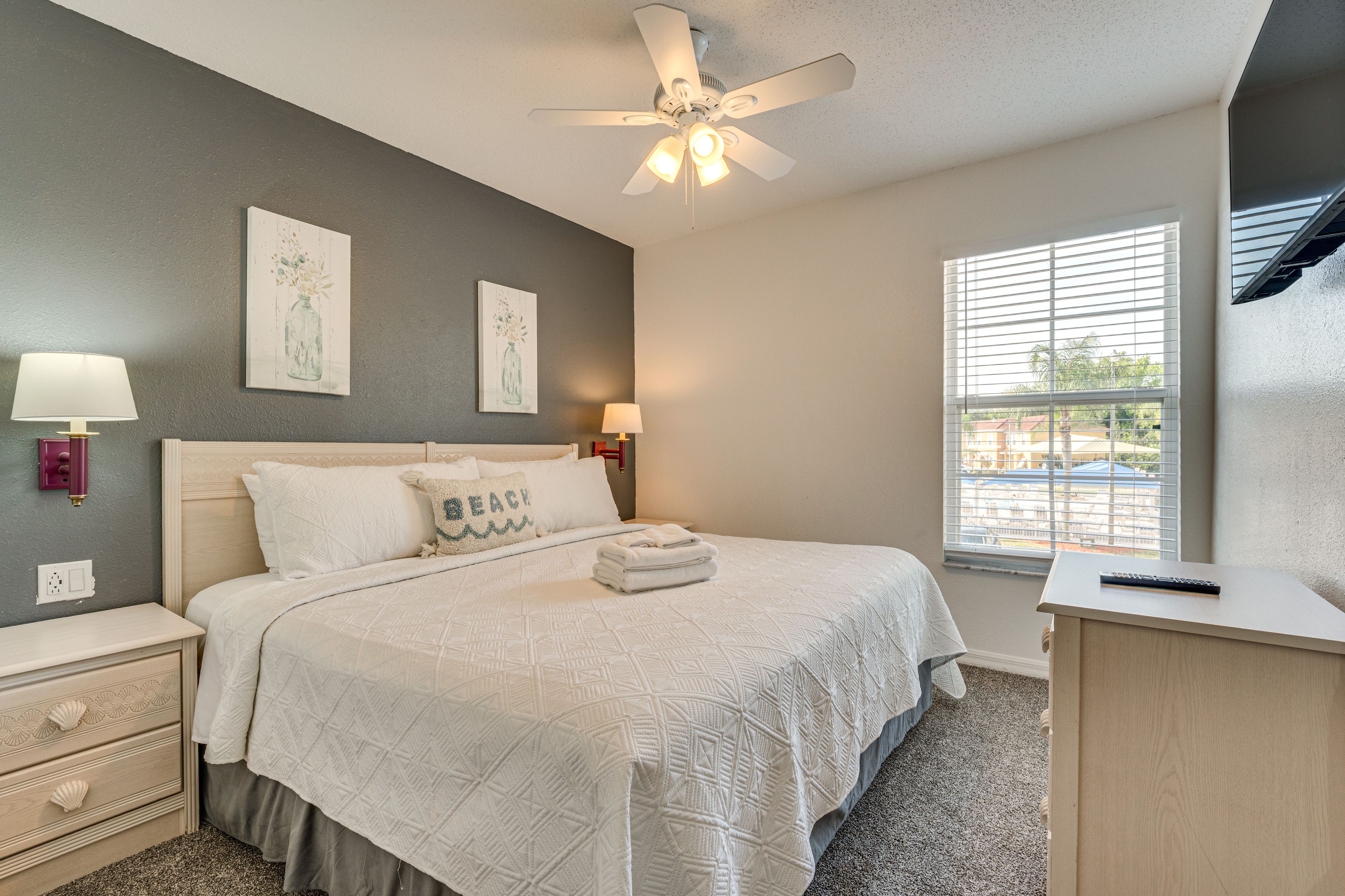 Bedroom 2 | 2nd Story | King Bed