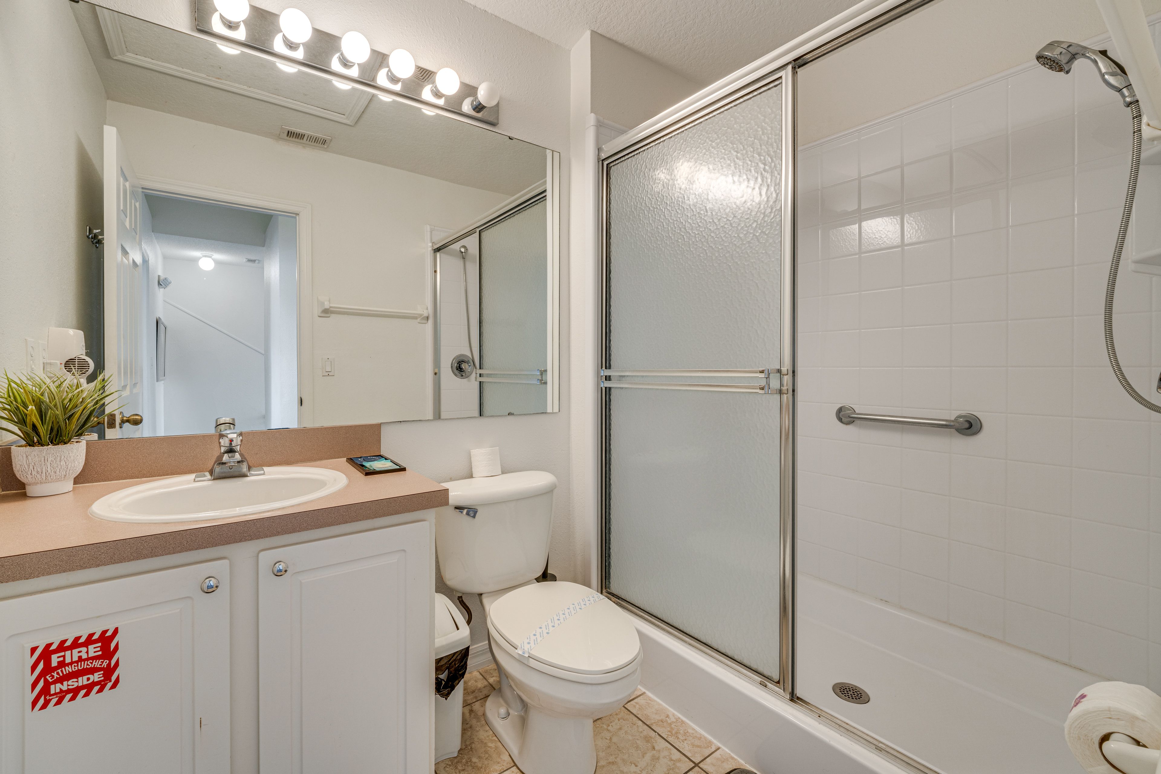 En-Suite Bathroom