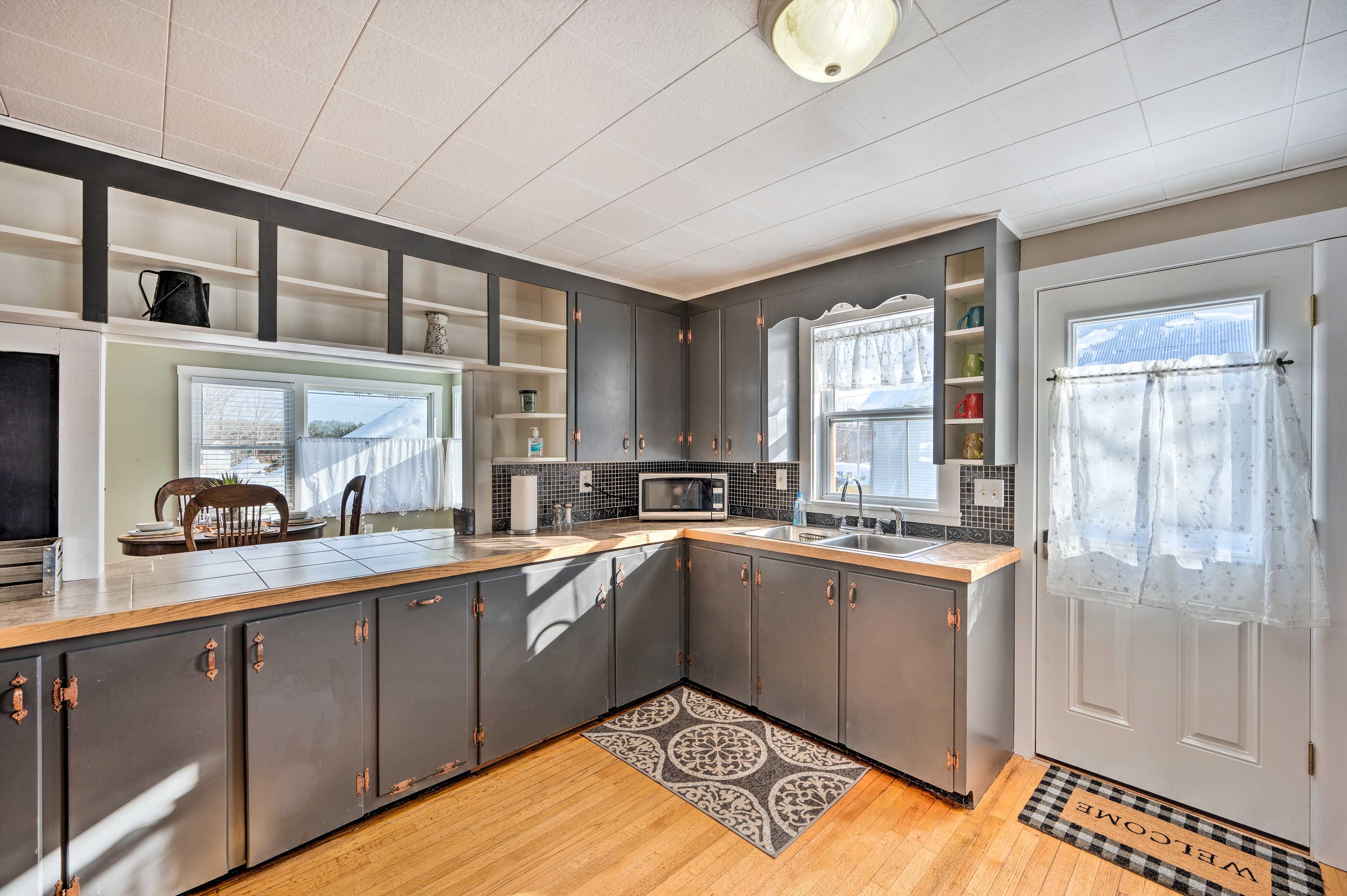 Kitchen | Toaster | Coffee Maker | Blender | Tea Kettle