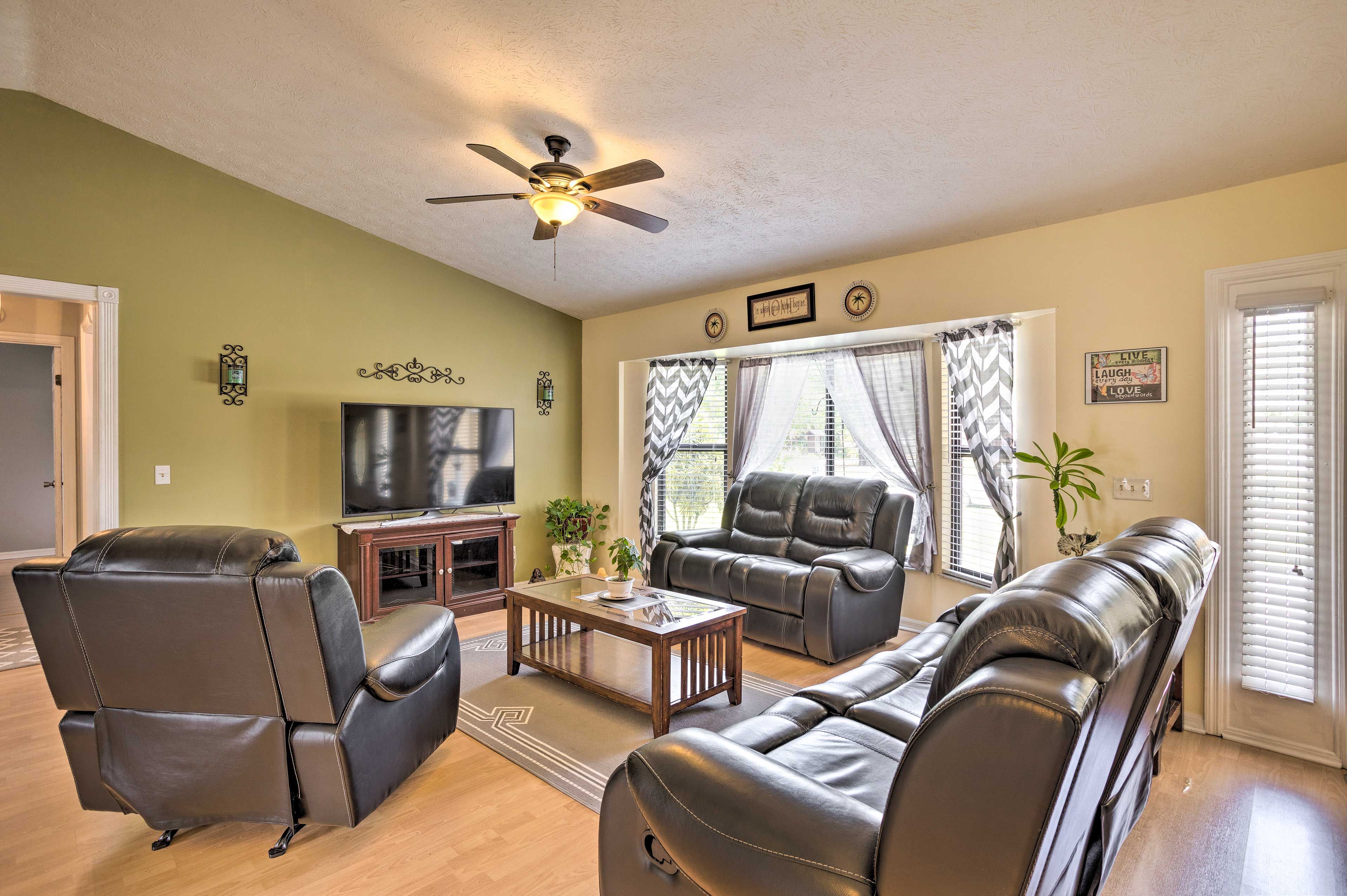 Living Room | Central A/C