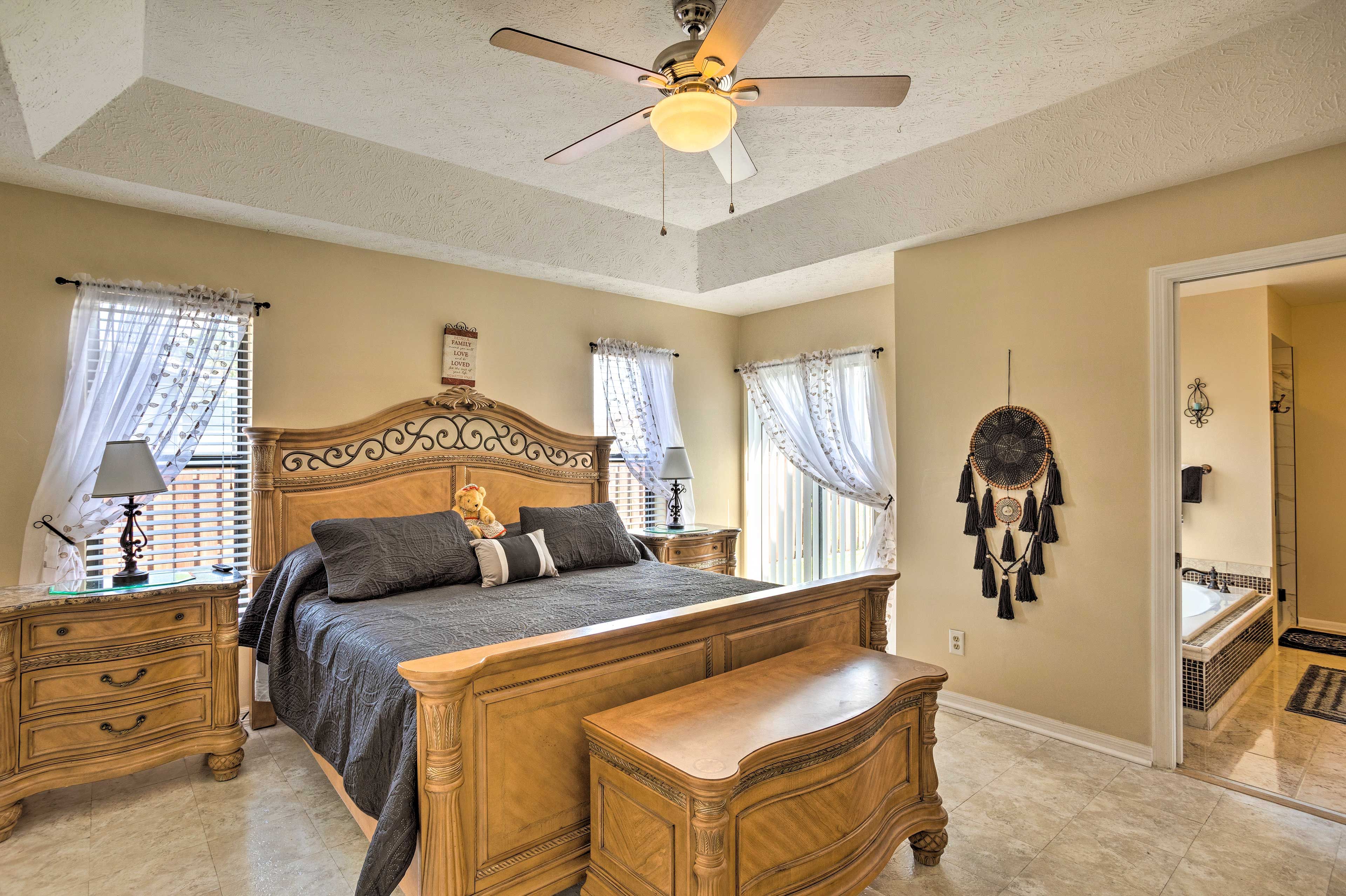 Bedroom 1 | California King Bed