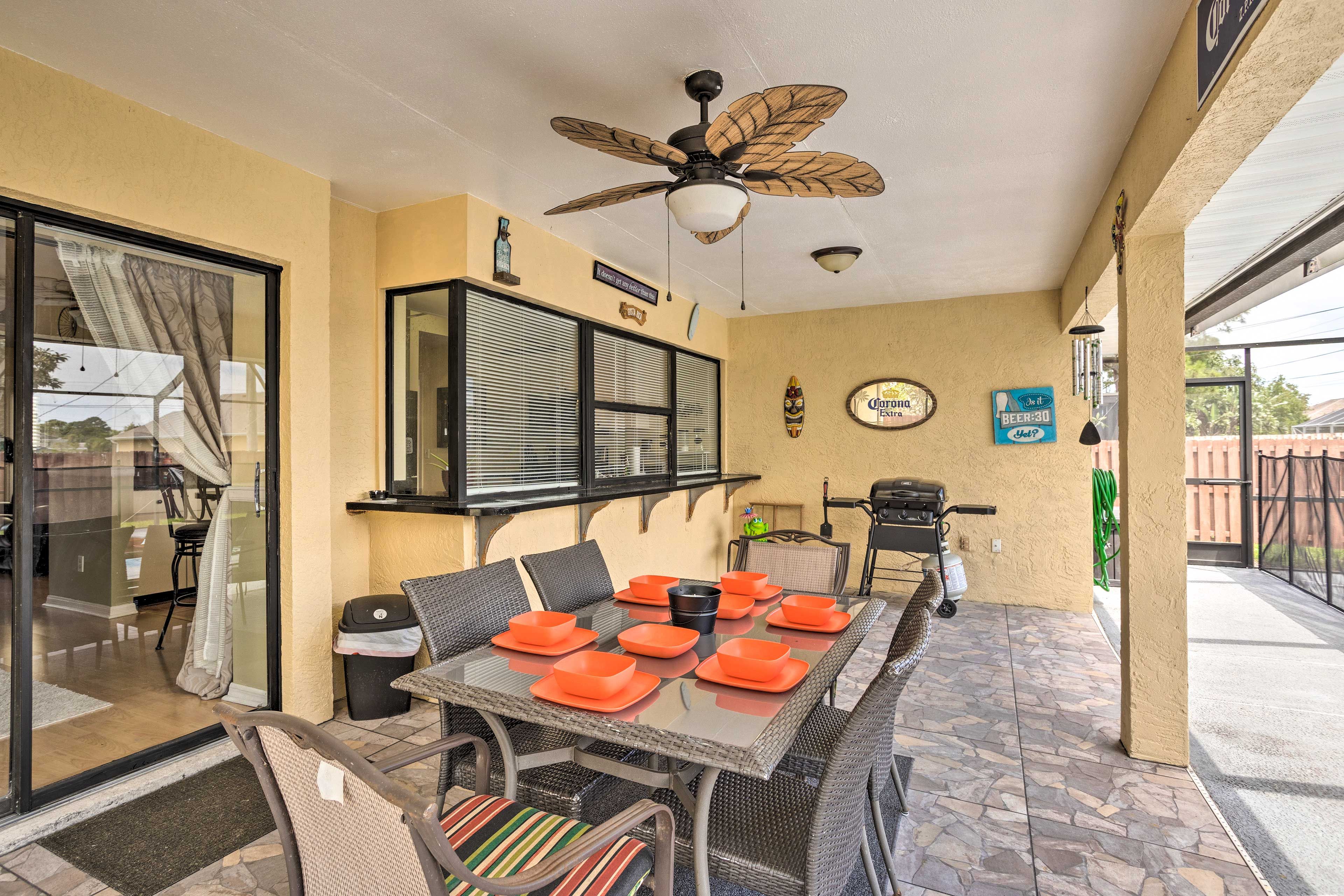 Covered Patio | Outdoor Dining