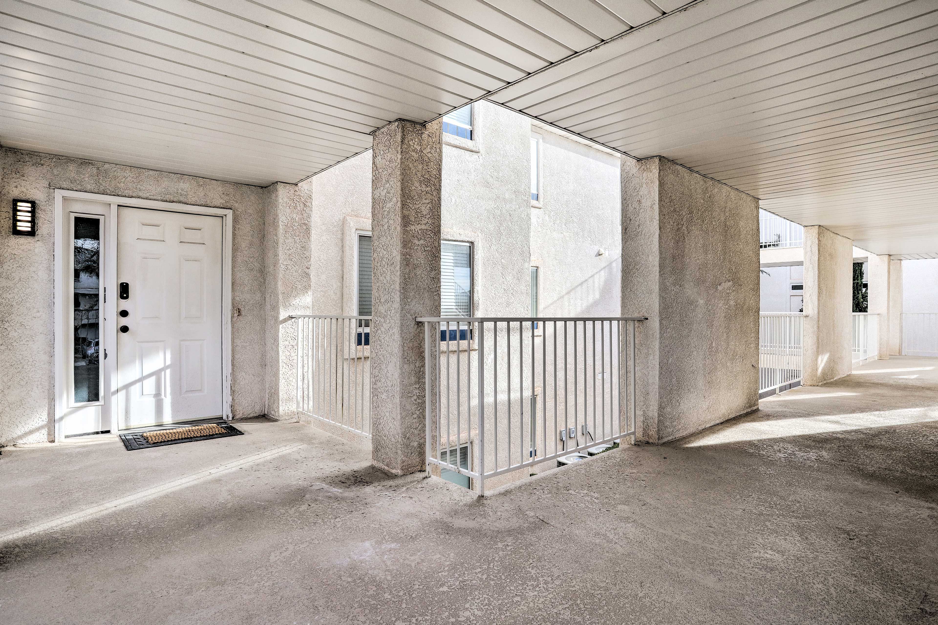 Condo Exterior | Keyless Entry