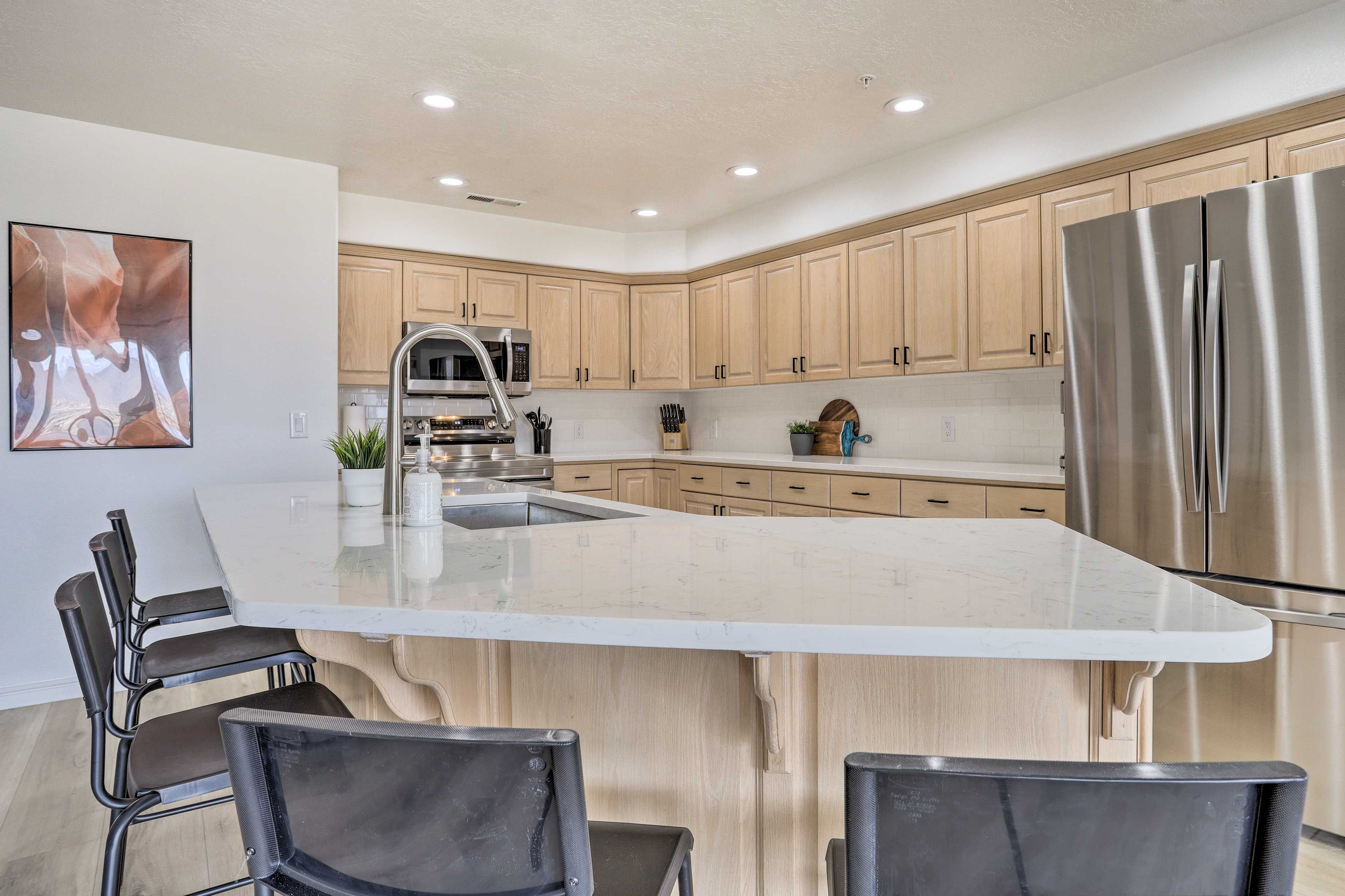 Kitchen | Breakfast Bar
