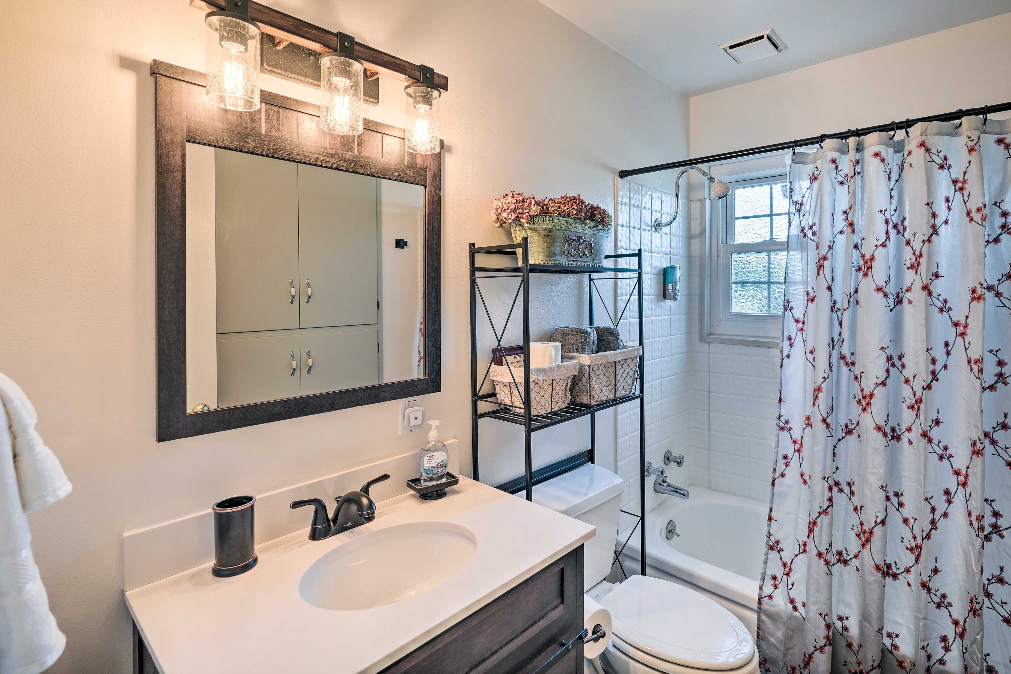 Full Bathroom