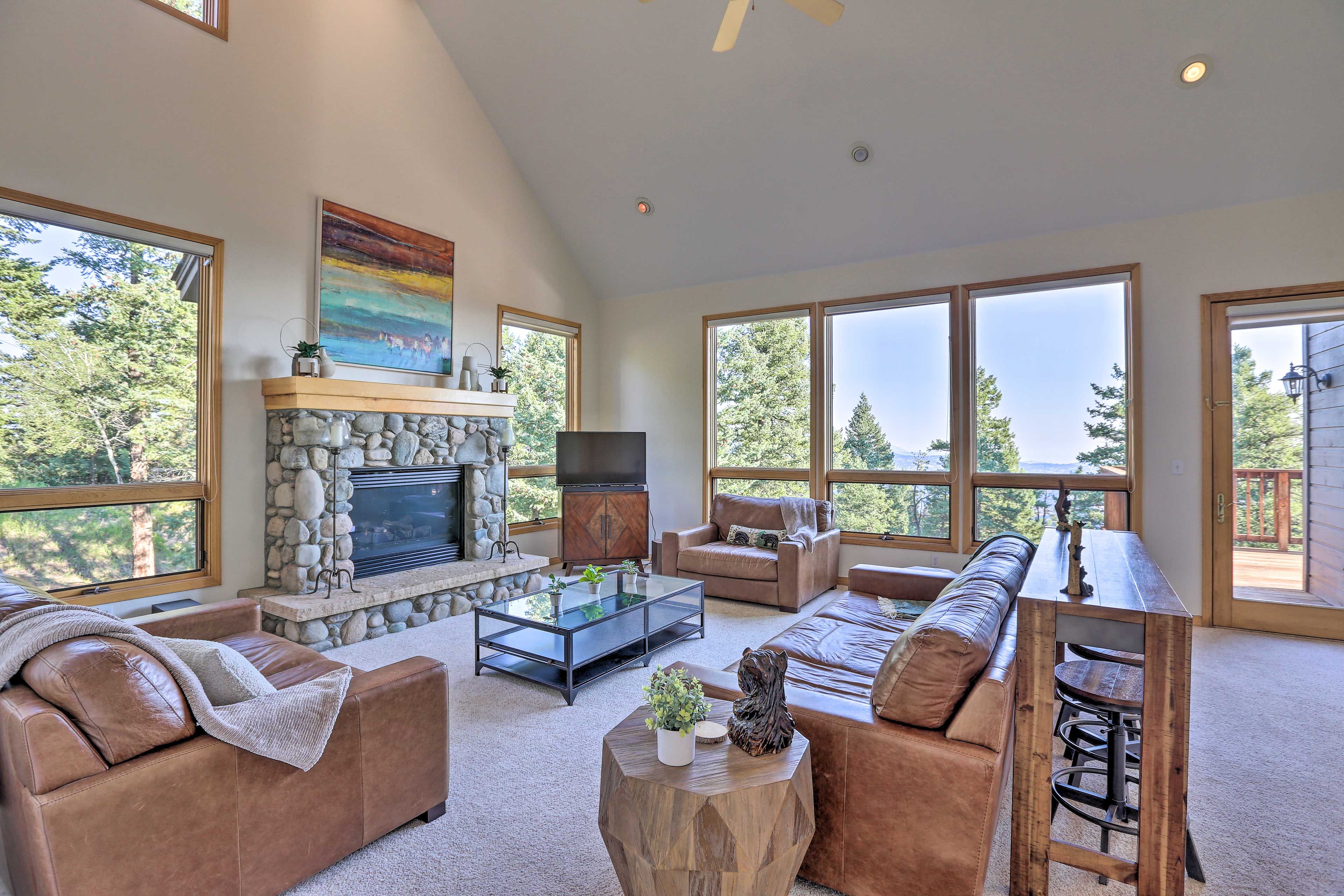 Living Room | Smart TV