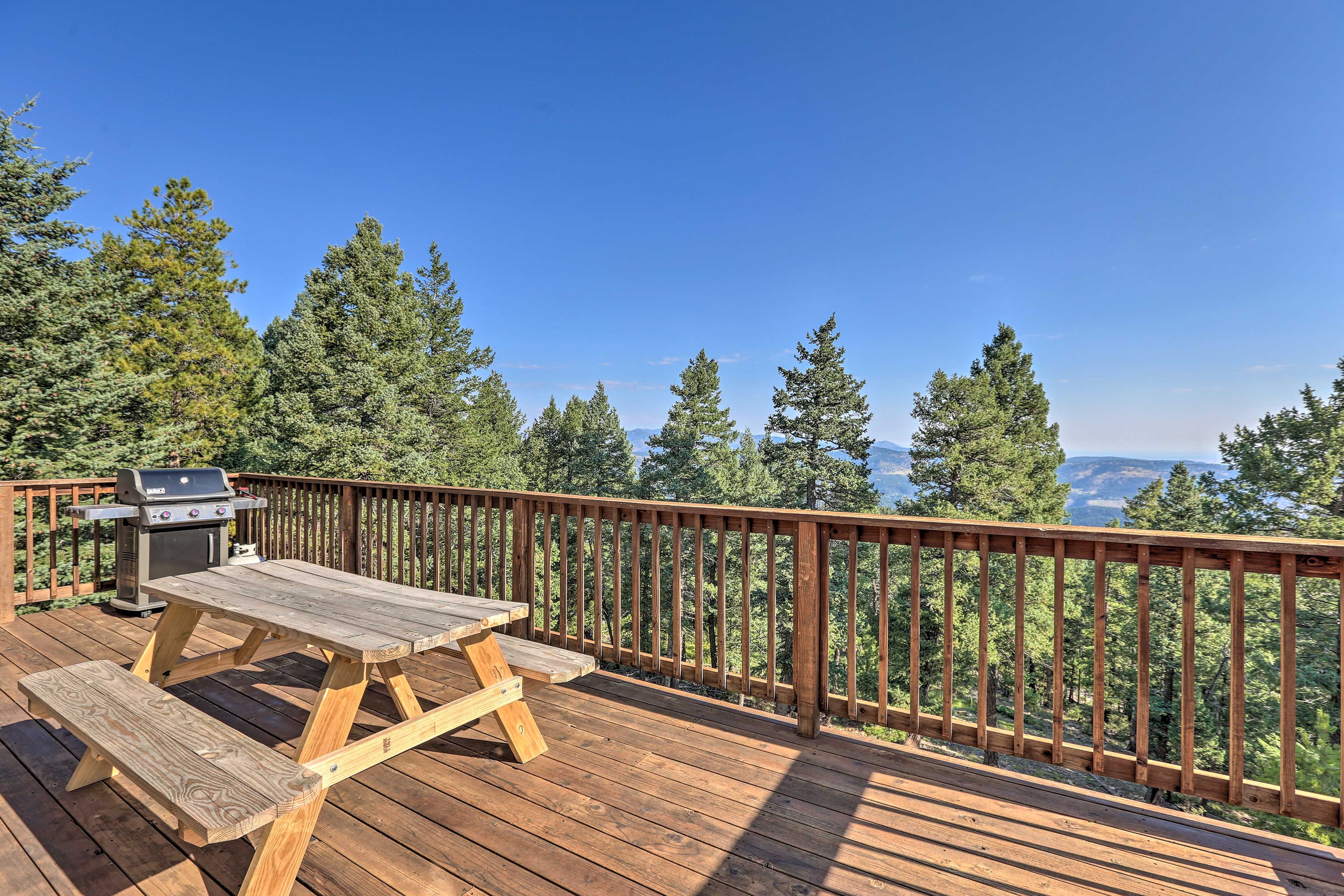 Deck | Picnic Area | Private Hot Tub