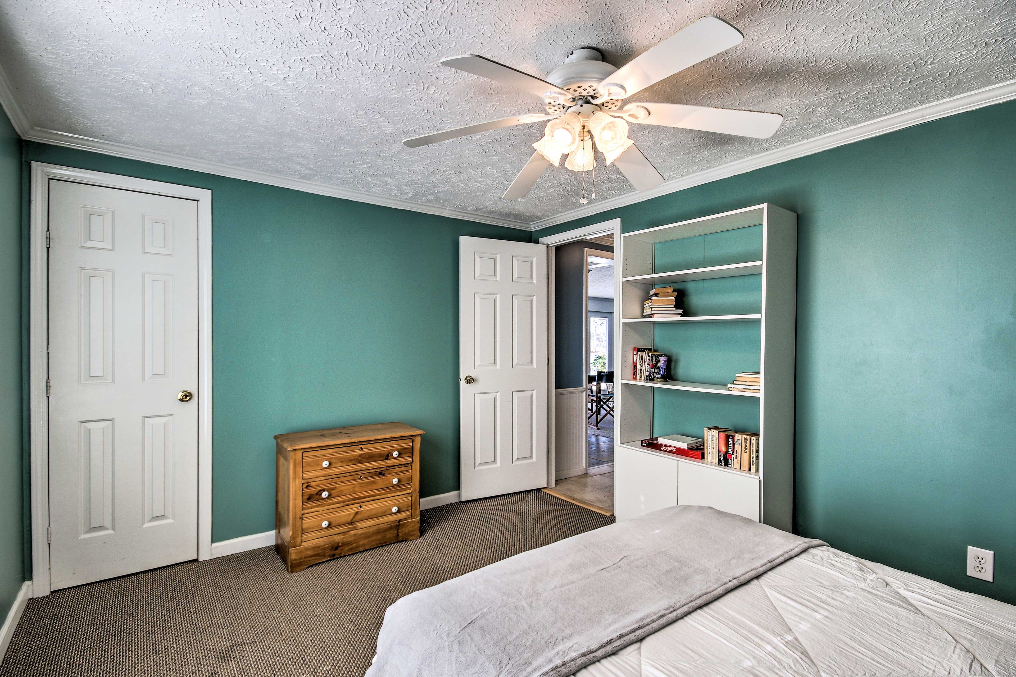 Bedroom 2 | Linens Provided