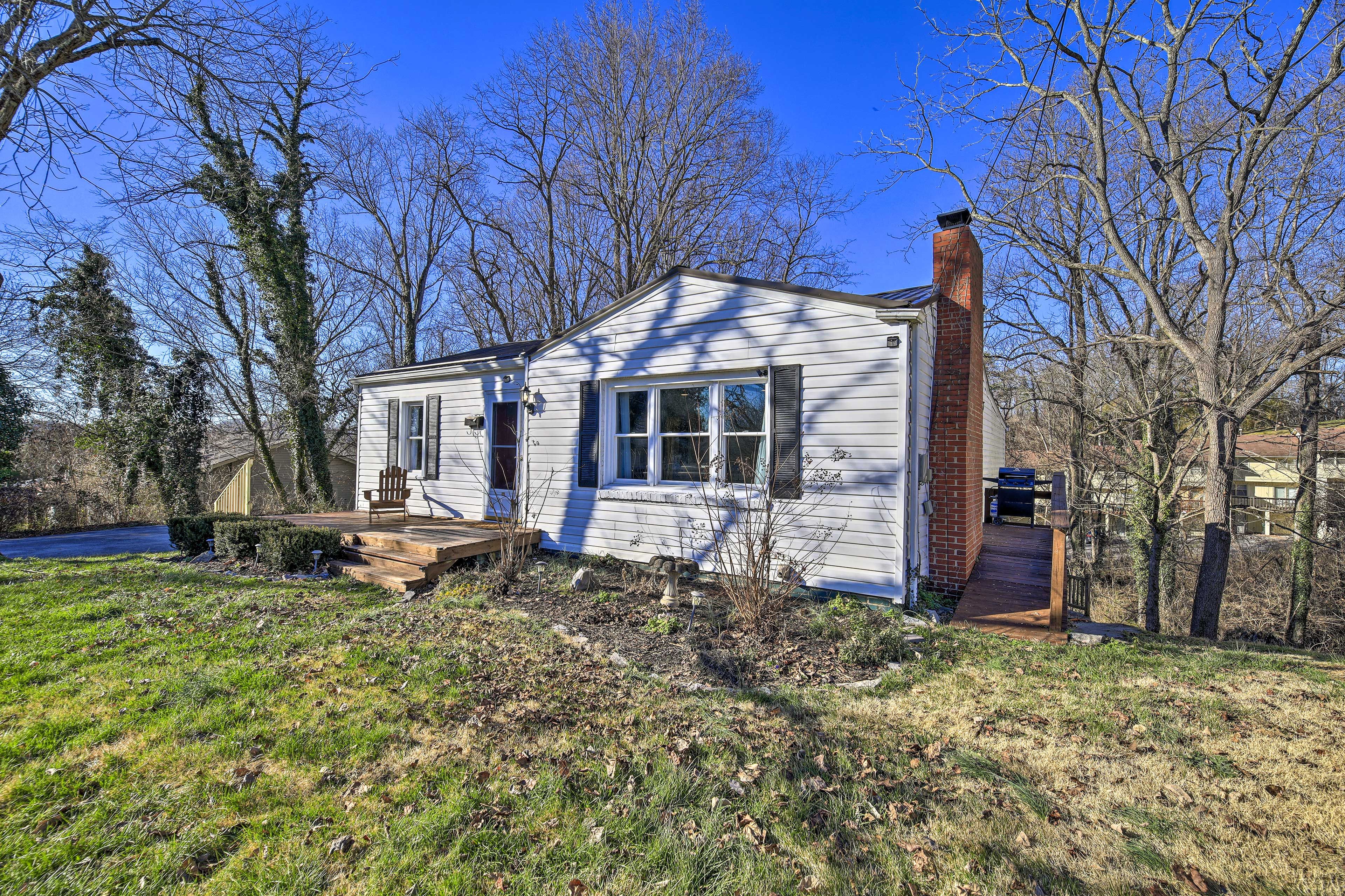 Exterior of Vacation Rental | Driveway Parking (4 Vehicles)