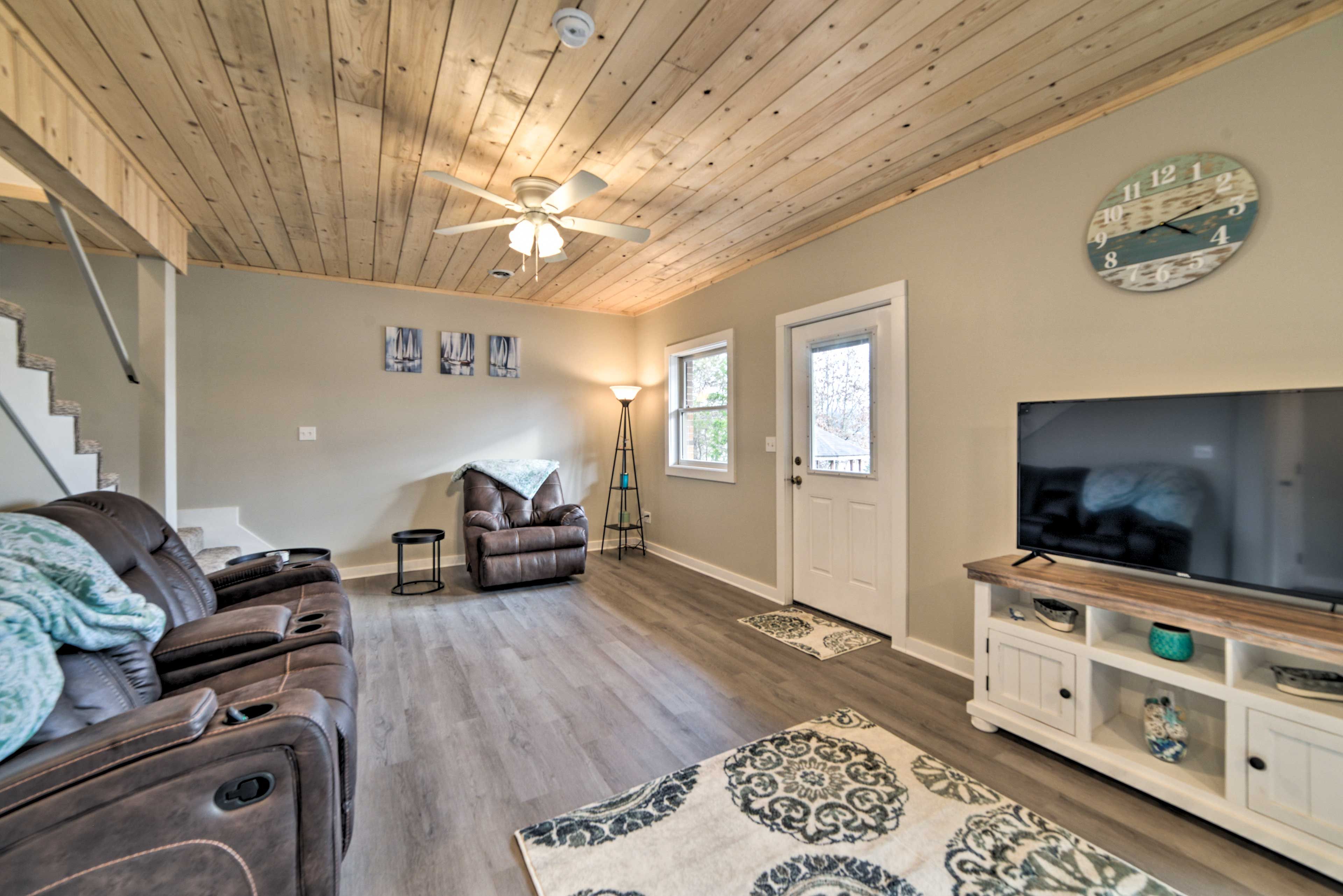 Family Room | Deck Access