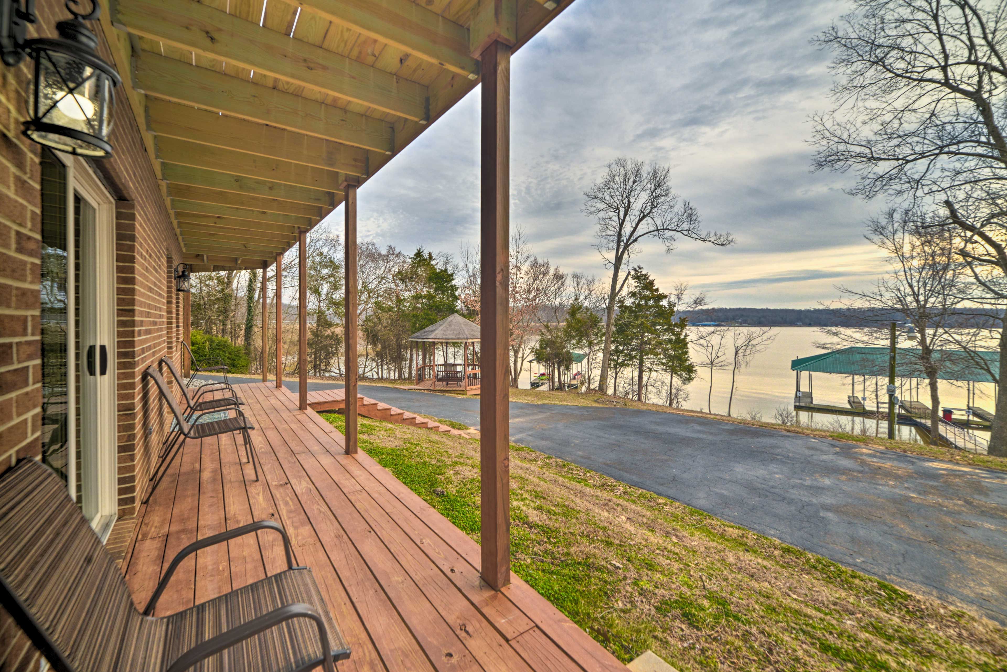 Front Porch | River View