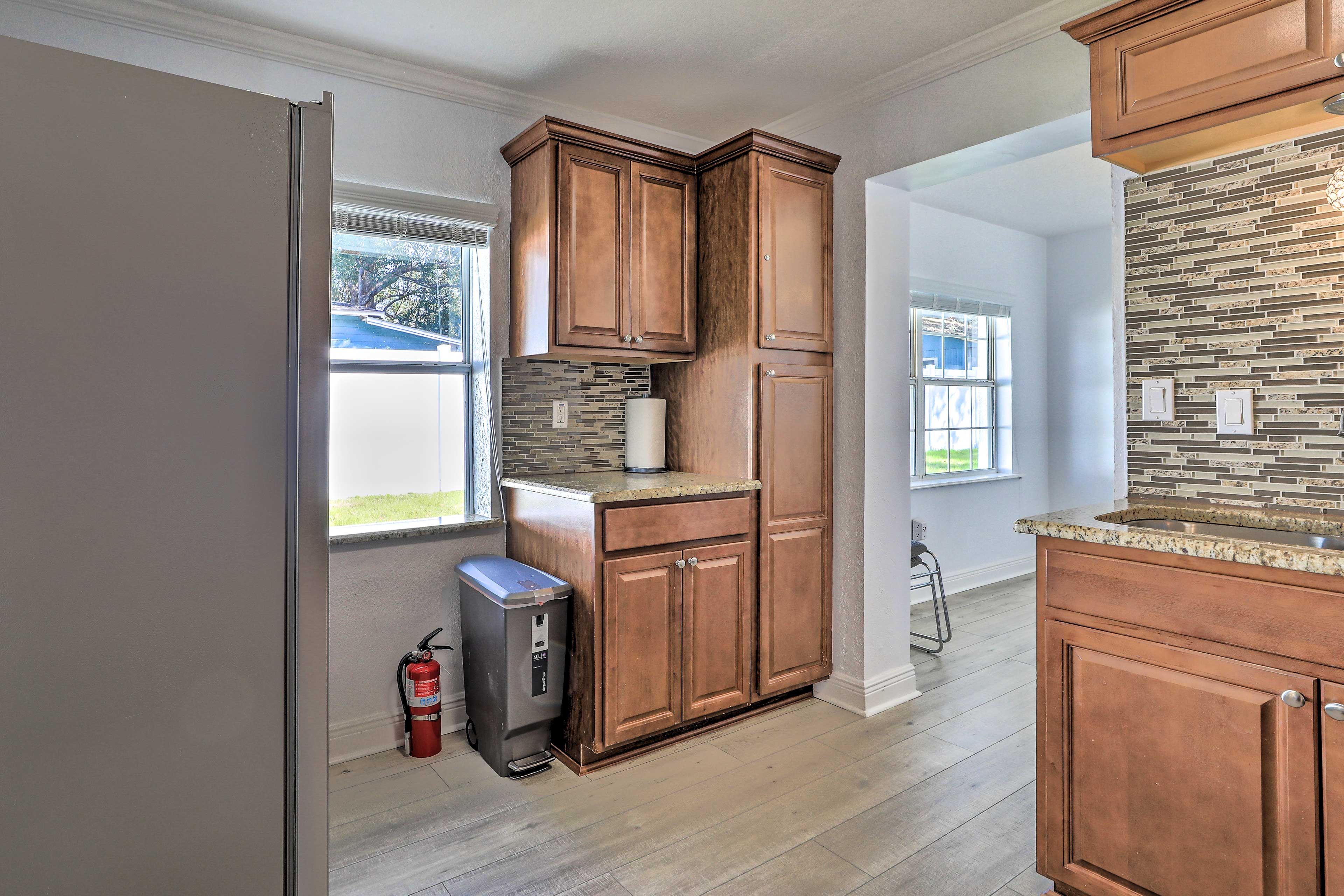 Kitchen | Trash Bags | Paper Towels