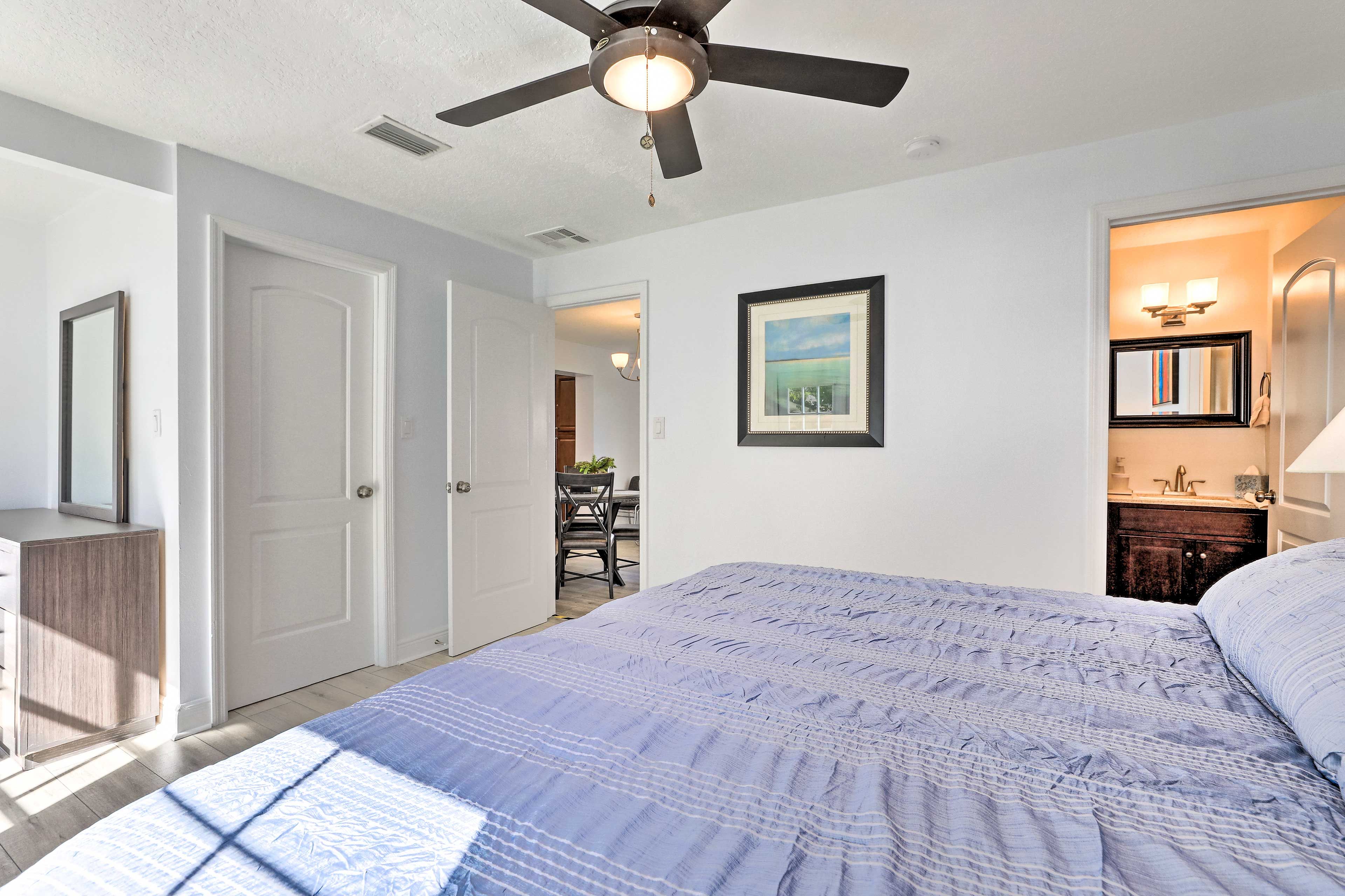 Bedroom 1 | Linens Provided