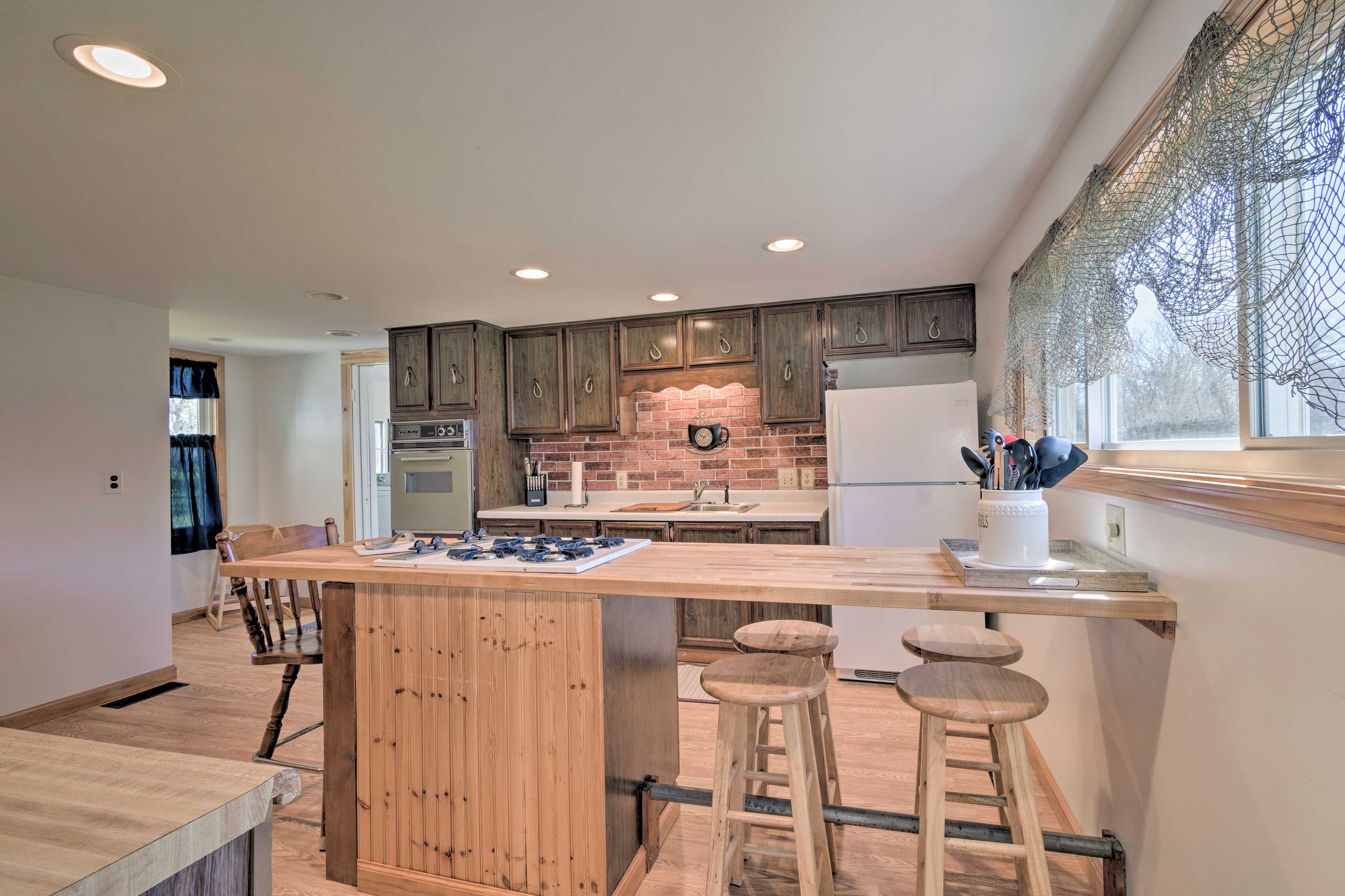 Kitchen | Pots & Pans
