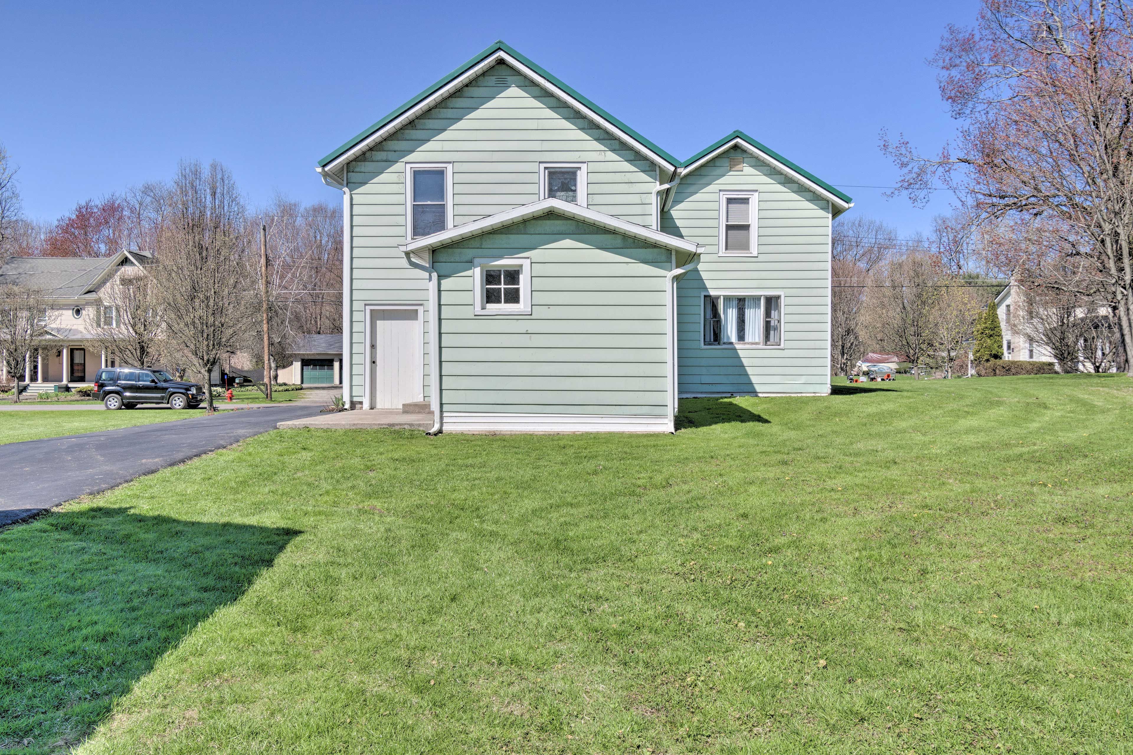 Property Exterior | Walk to Beach