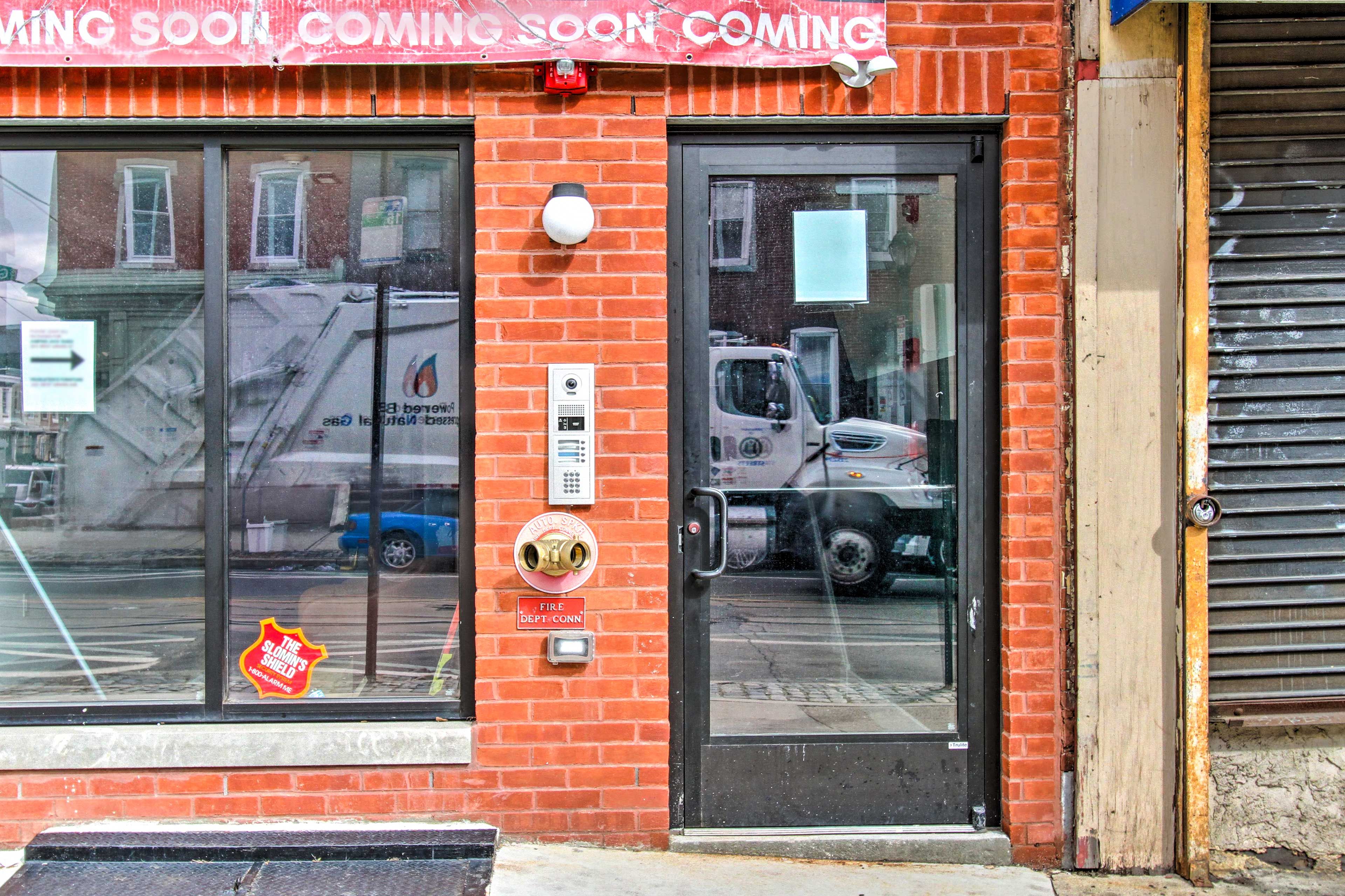 Parking | Free Street Parking (First-Come, First-Served)