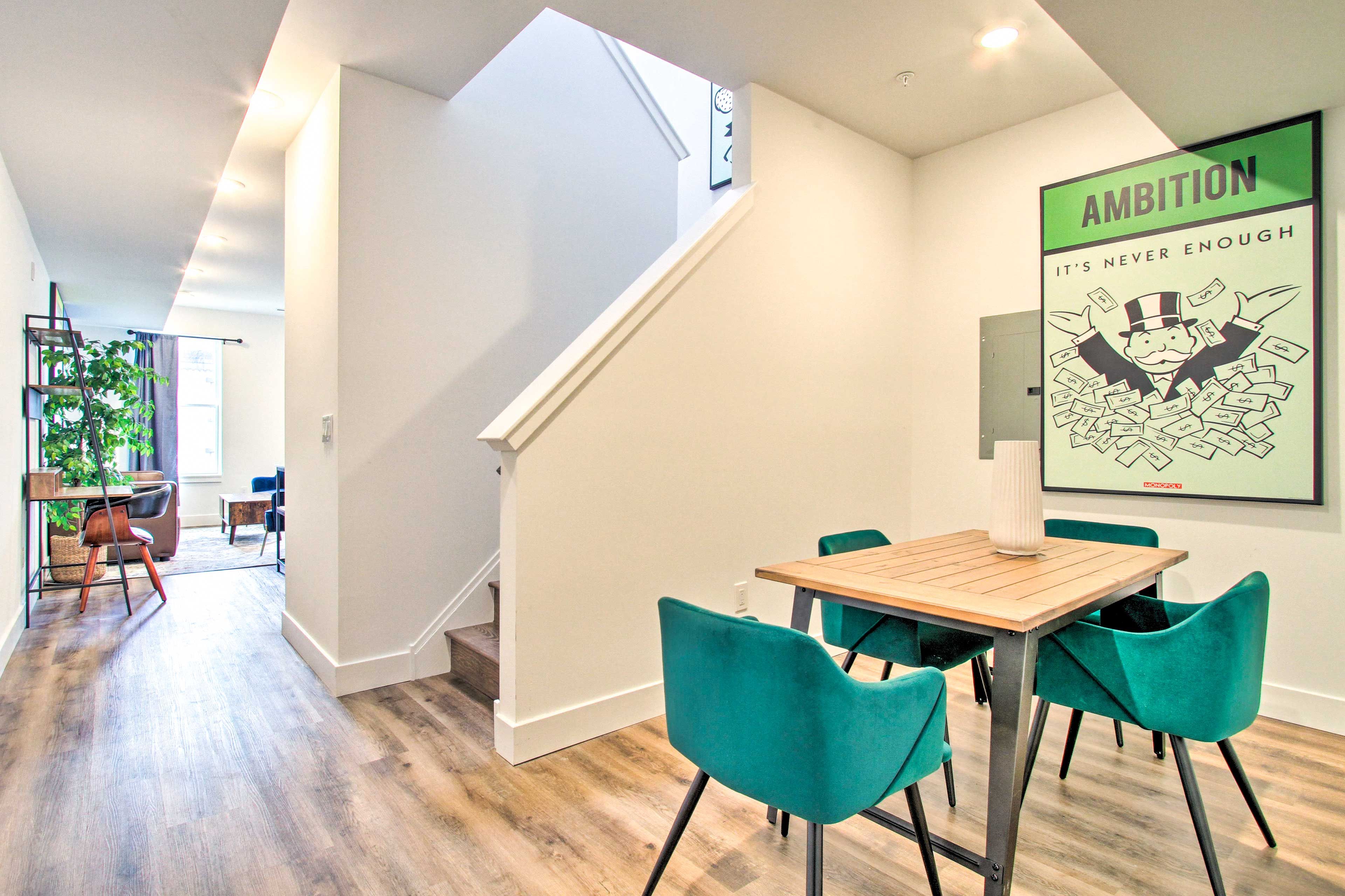 Dining Area | Dishware & Flatware