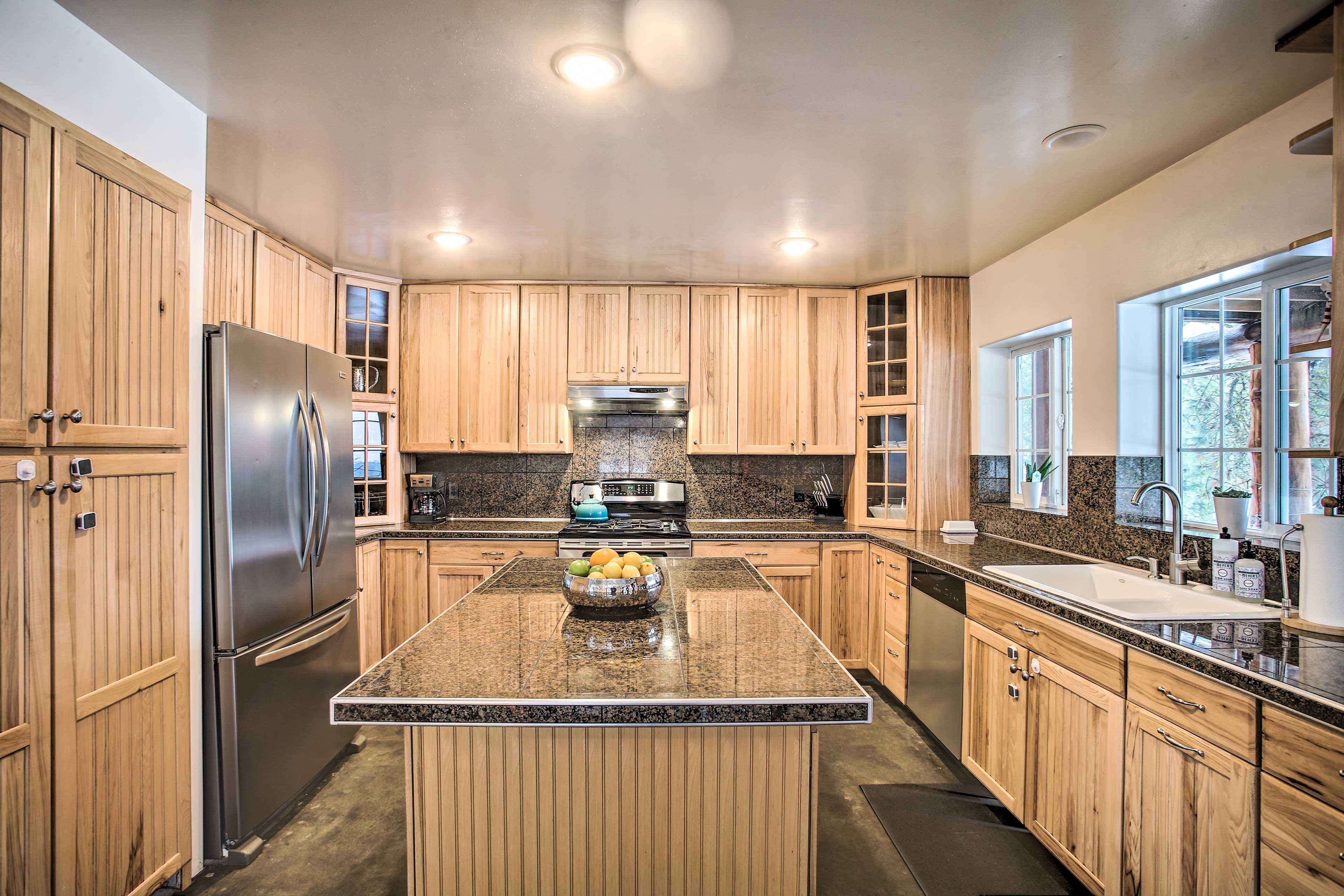 Kitchen | Fully Equipped | Cooking Basics