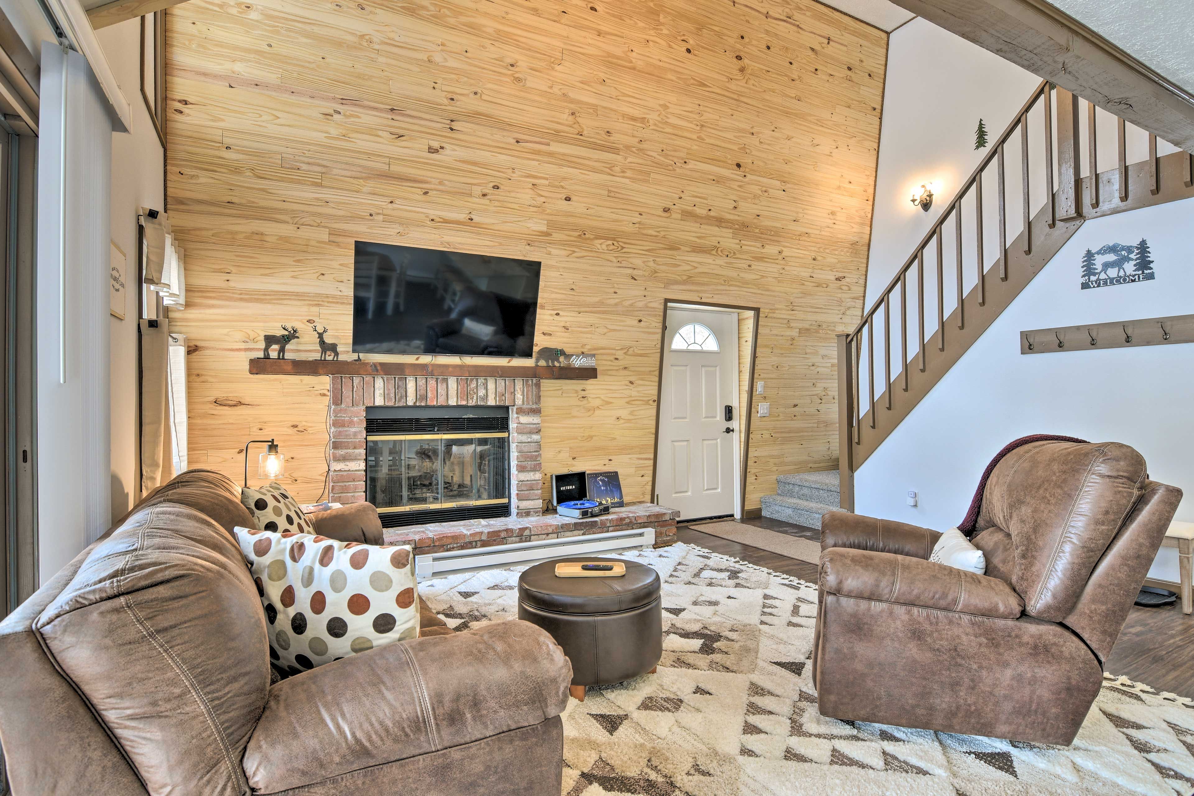 Living Room | Natural Light